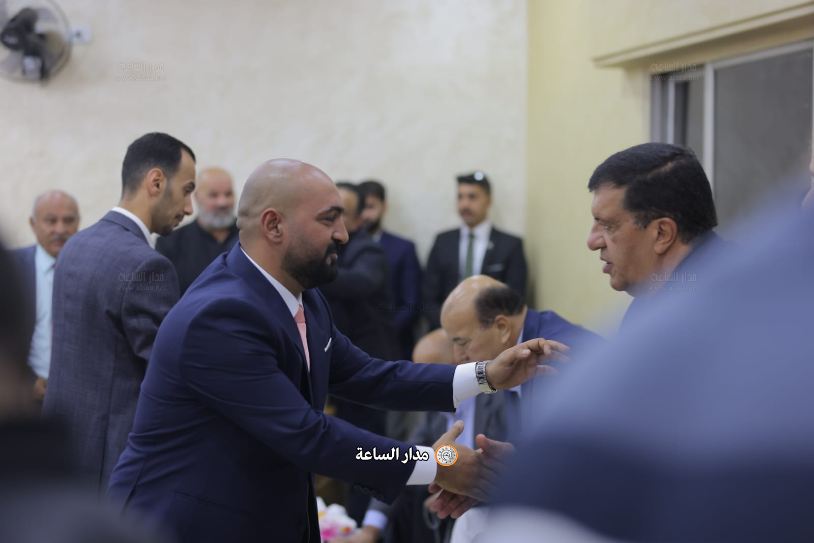 Madar Al-Saa Images 0.14935139016122978