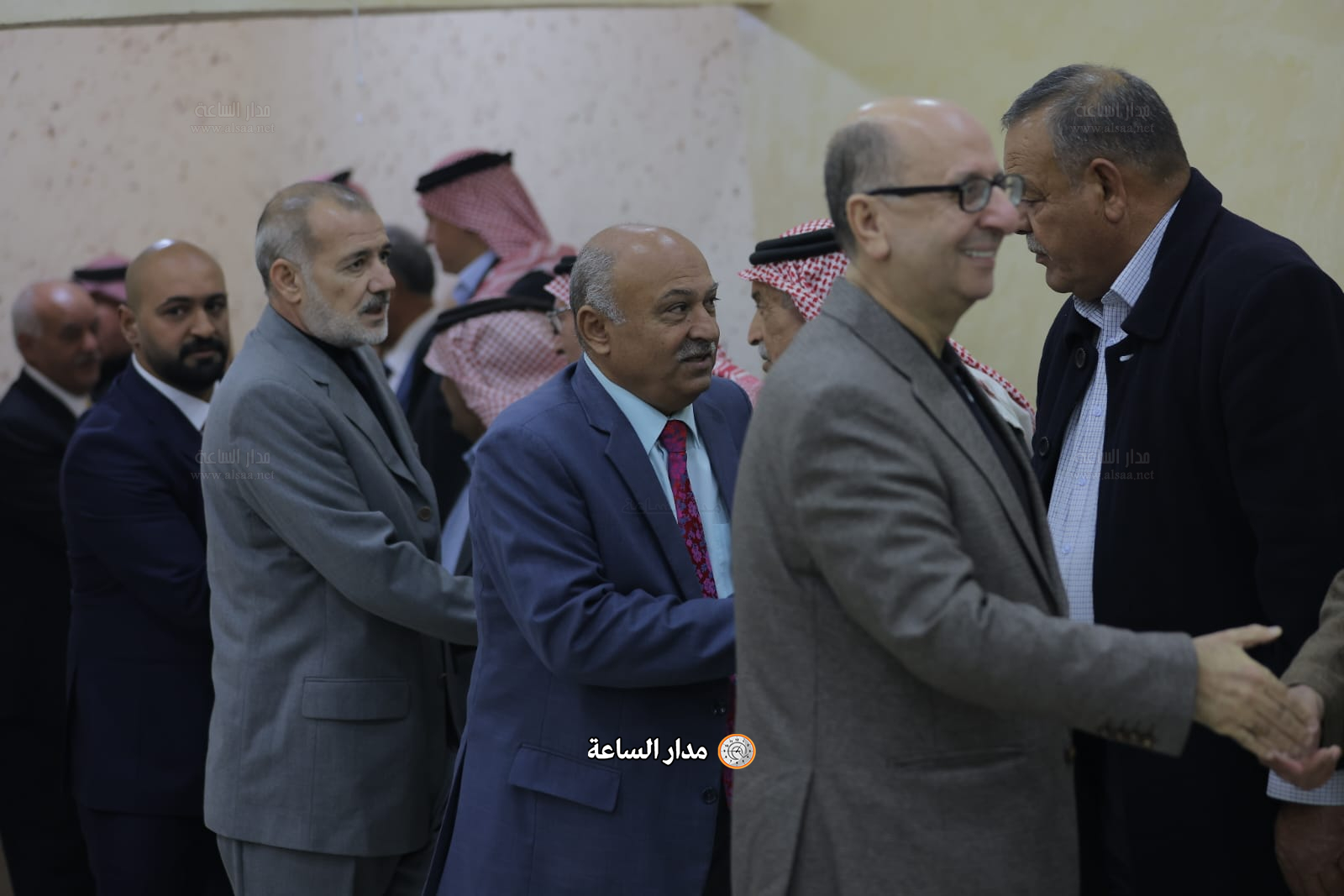 Madar Al-Saa Images 0.3808802636012336