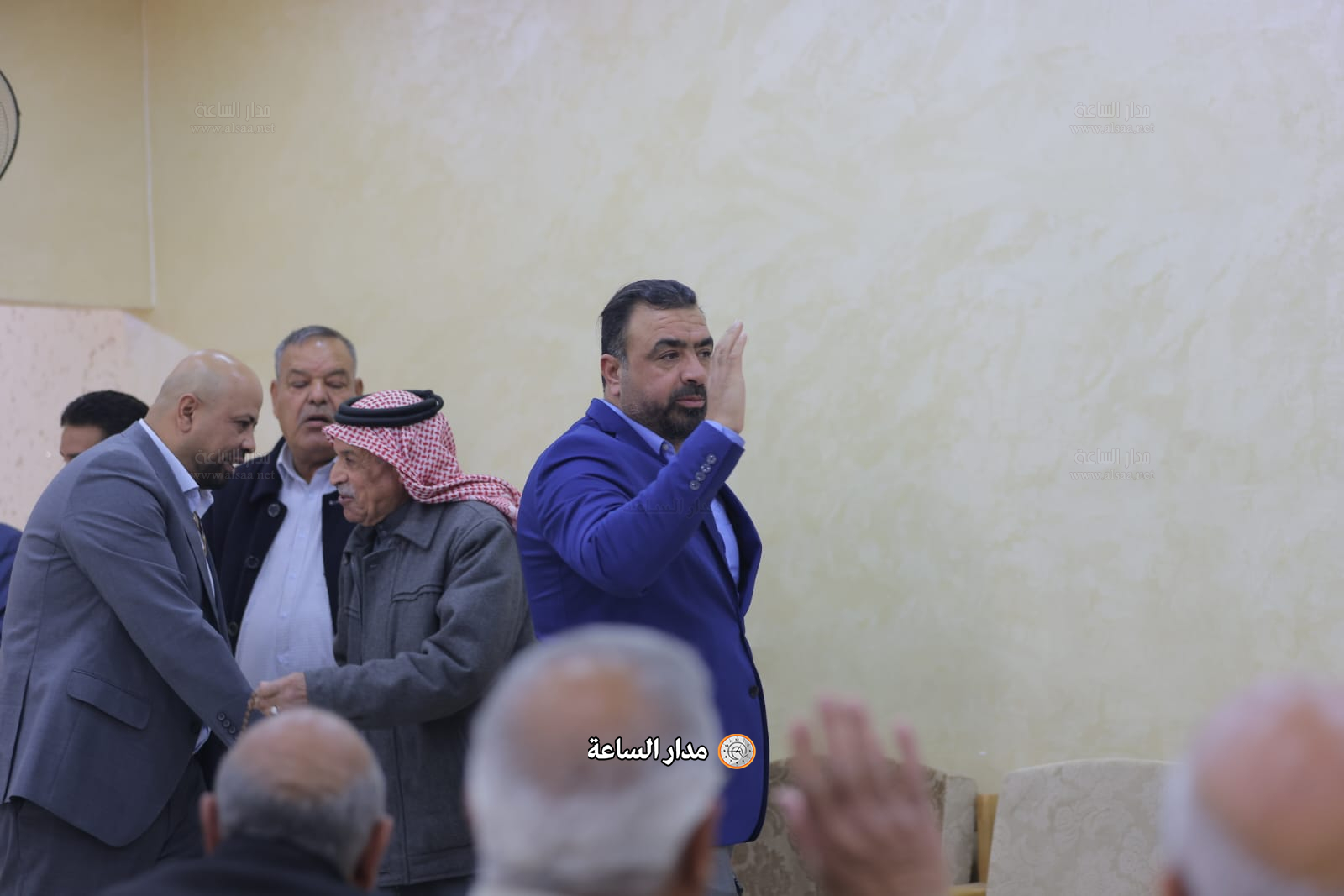 Madar Al-Saa Images 0.9032747687643354