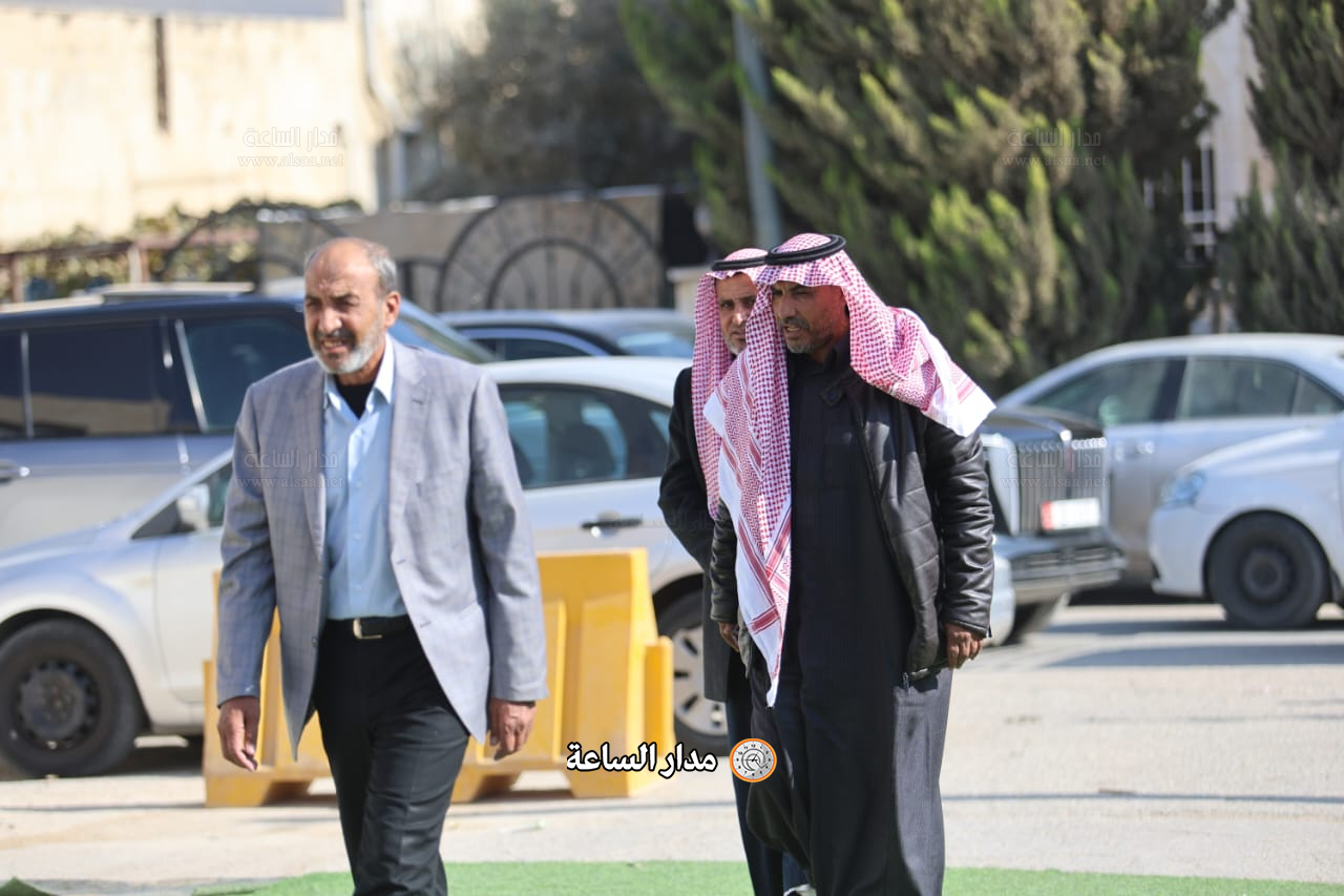 Madar Al-Saa Images 0.899628541377212