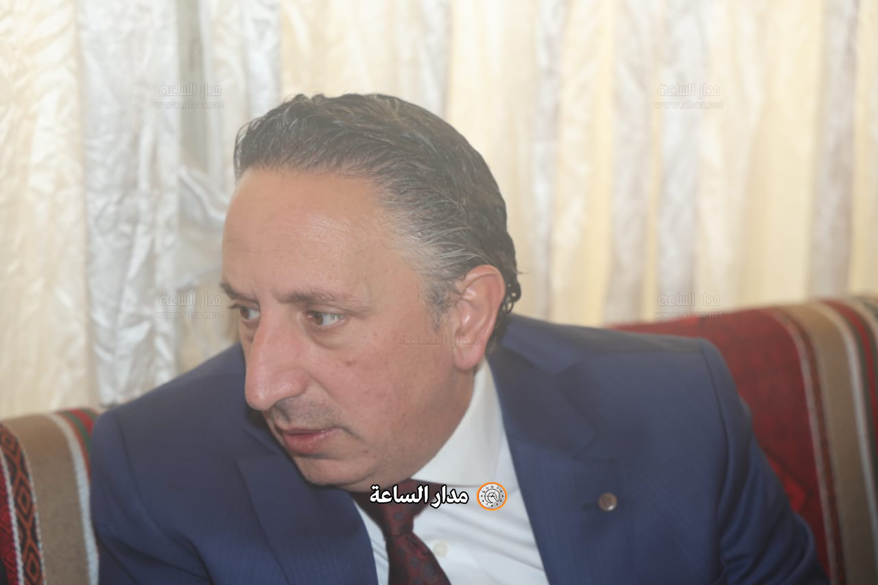 Madar Al-Saa Images 0.8997409327327597