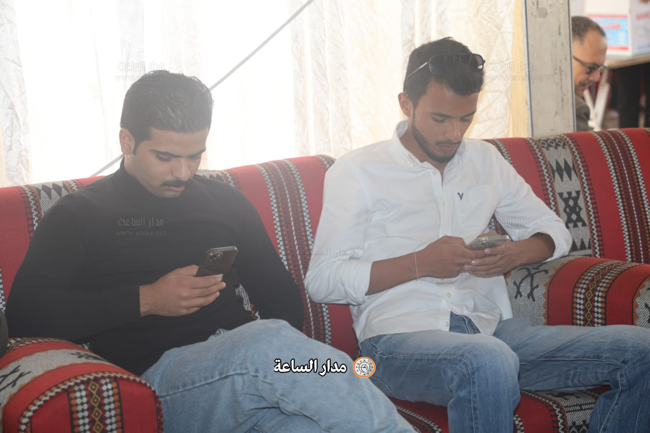 Madar Al-Saa Images 0.2144992601587865