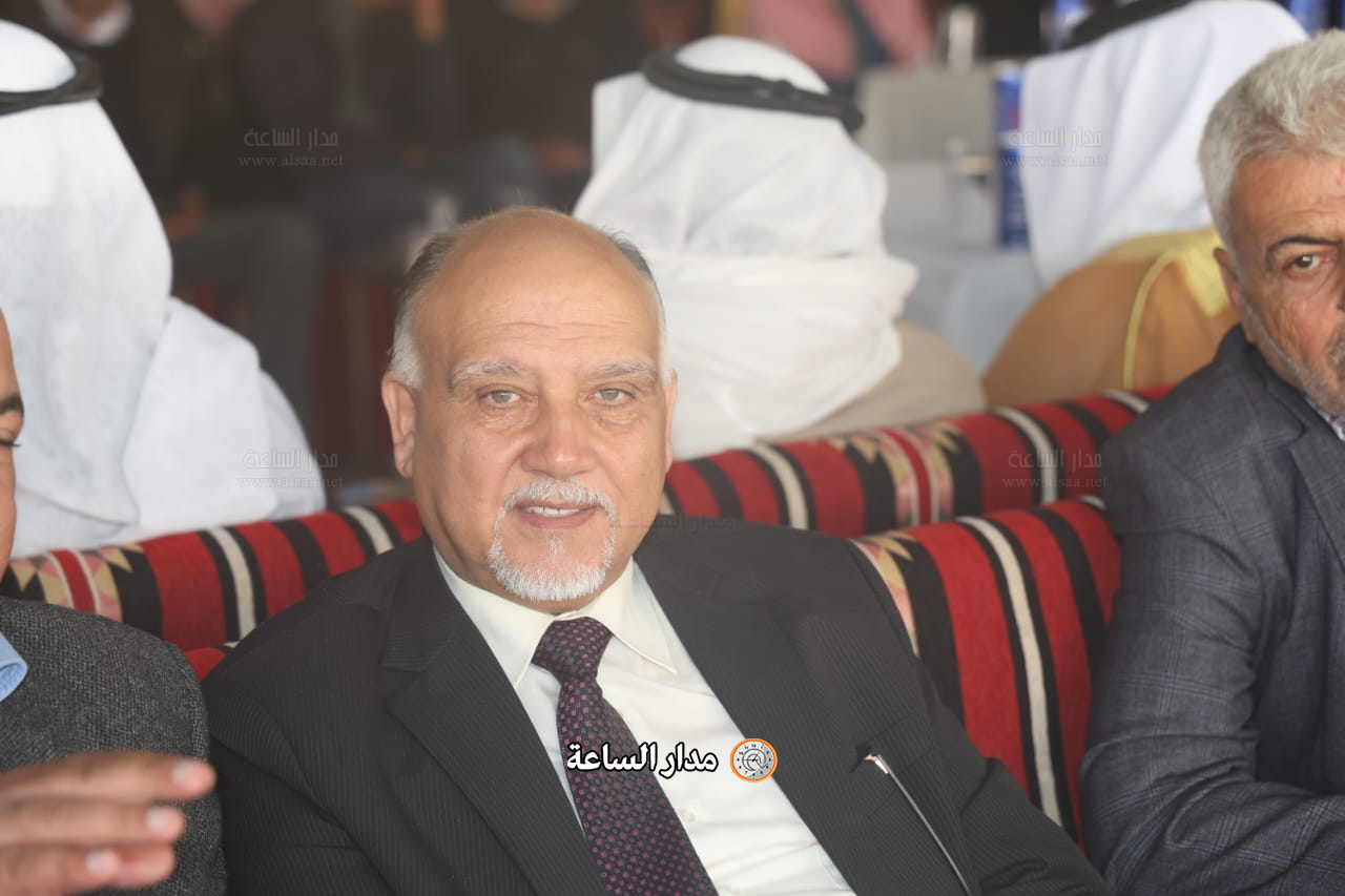 Madar Al-Saa Images 0.9412591033119975