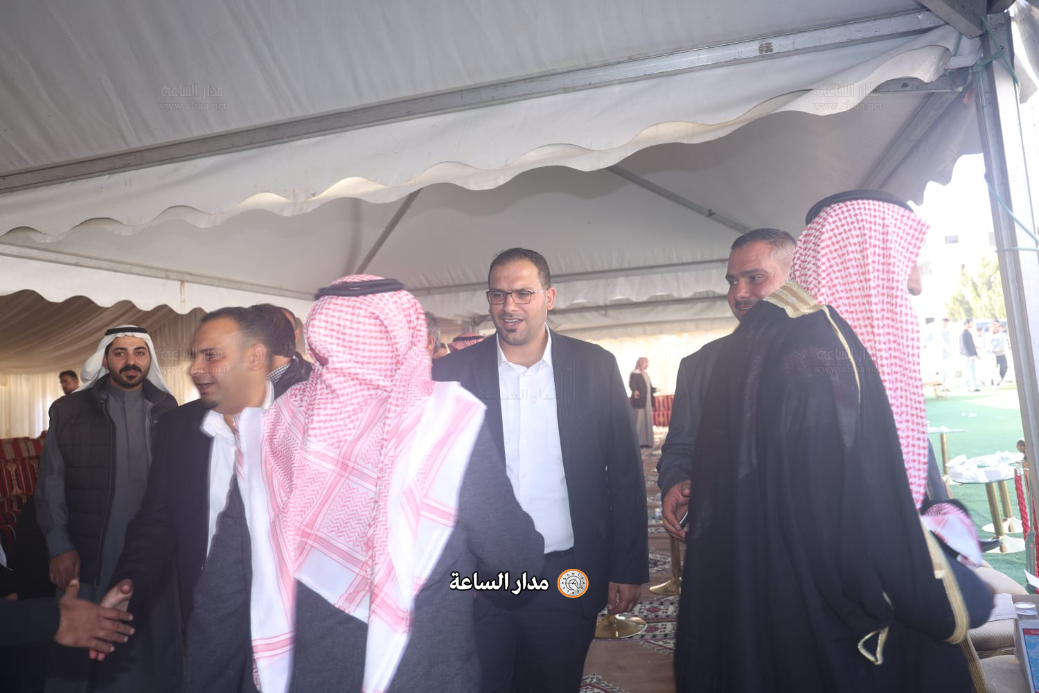 Madar Al-Saa Images 0.343655589041715