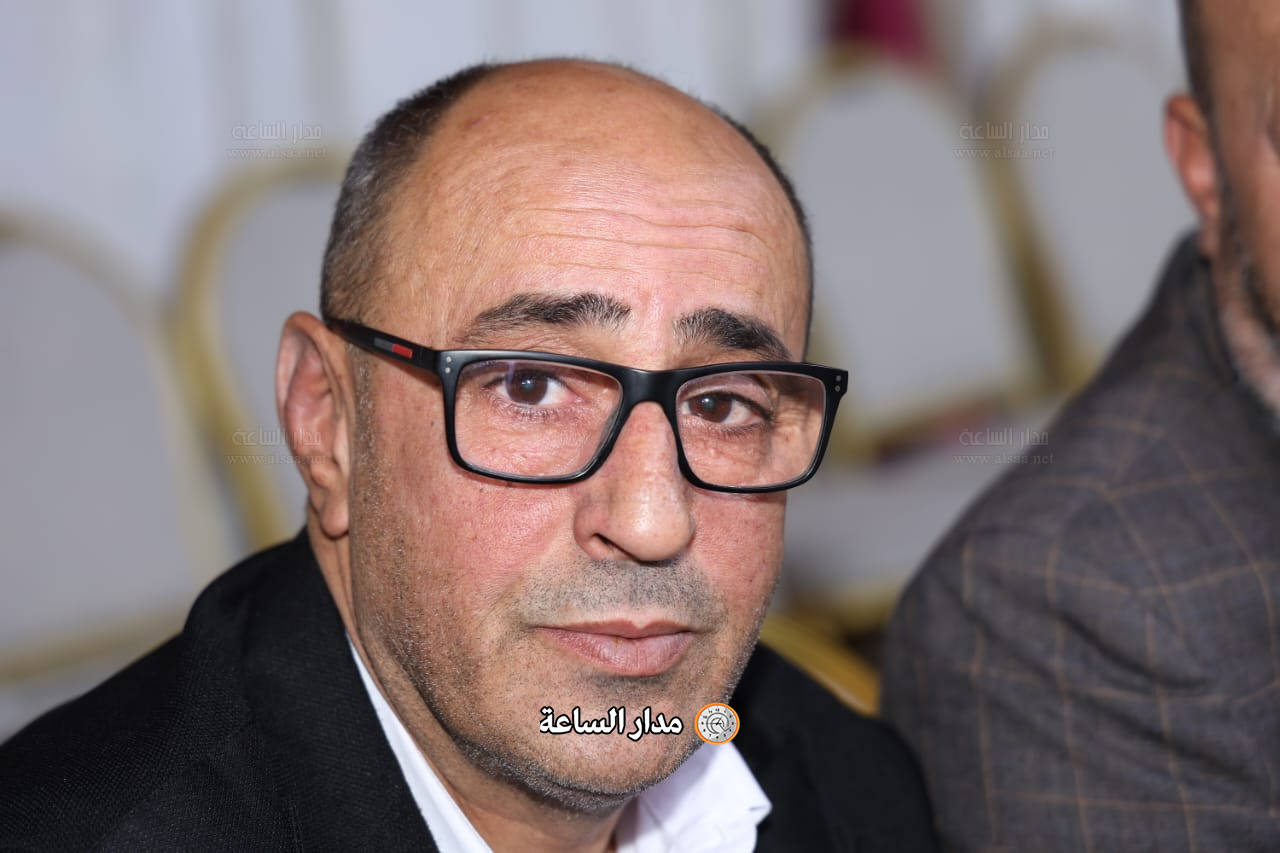 Madar Al-Saa Images 0.34888093428421274