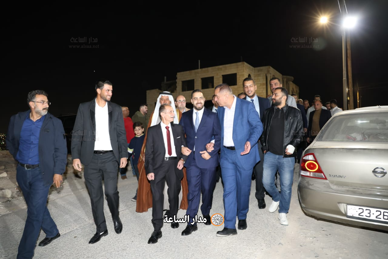 Madar Al-Saa Images 0.02247294810081768