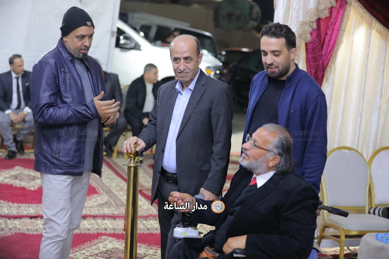 Madar Al-Saa Images 0.8531809275356863