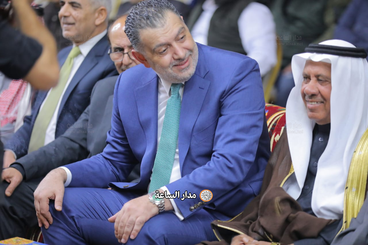 Madar Al-Saa Images 0.48335772894261386