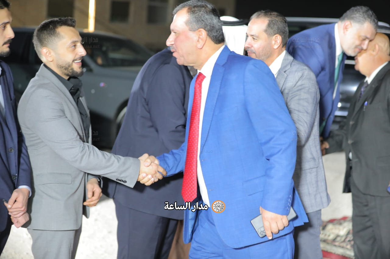 Madar Al-Saa Images 0.34155218907085594