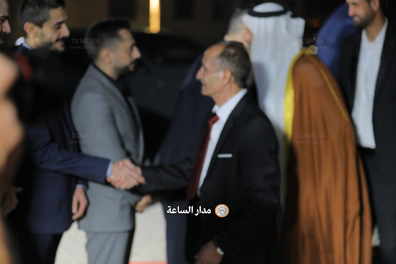 Madar Al-Saa Images 0.9720811871953257