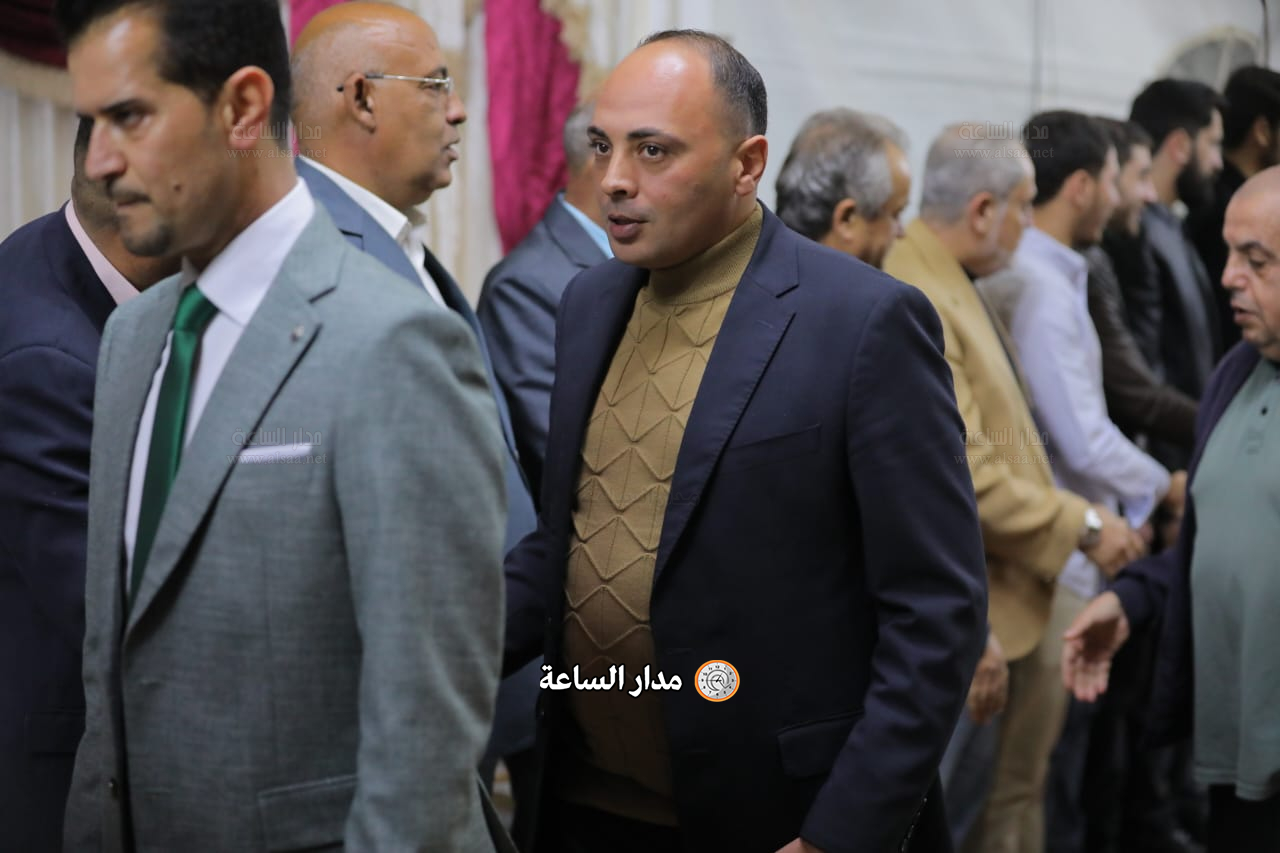 Madar Al-Saa Images 0.37588775153535203