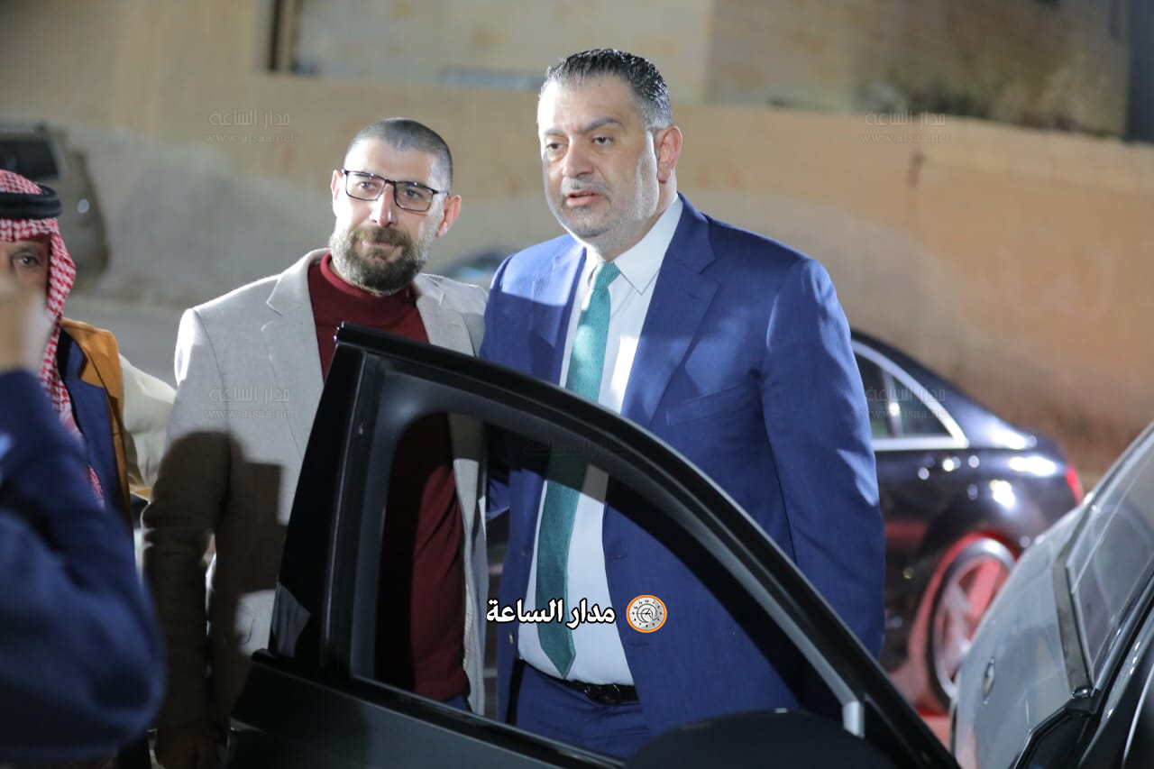 Madar Al-Saa Images 0.017104008781817504