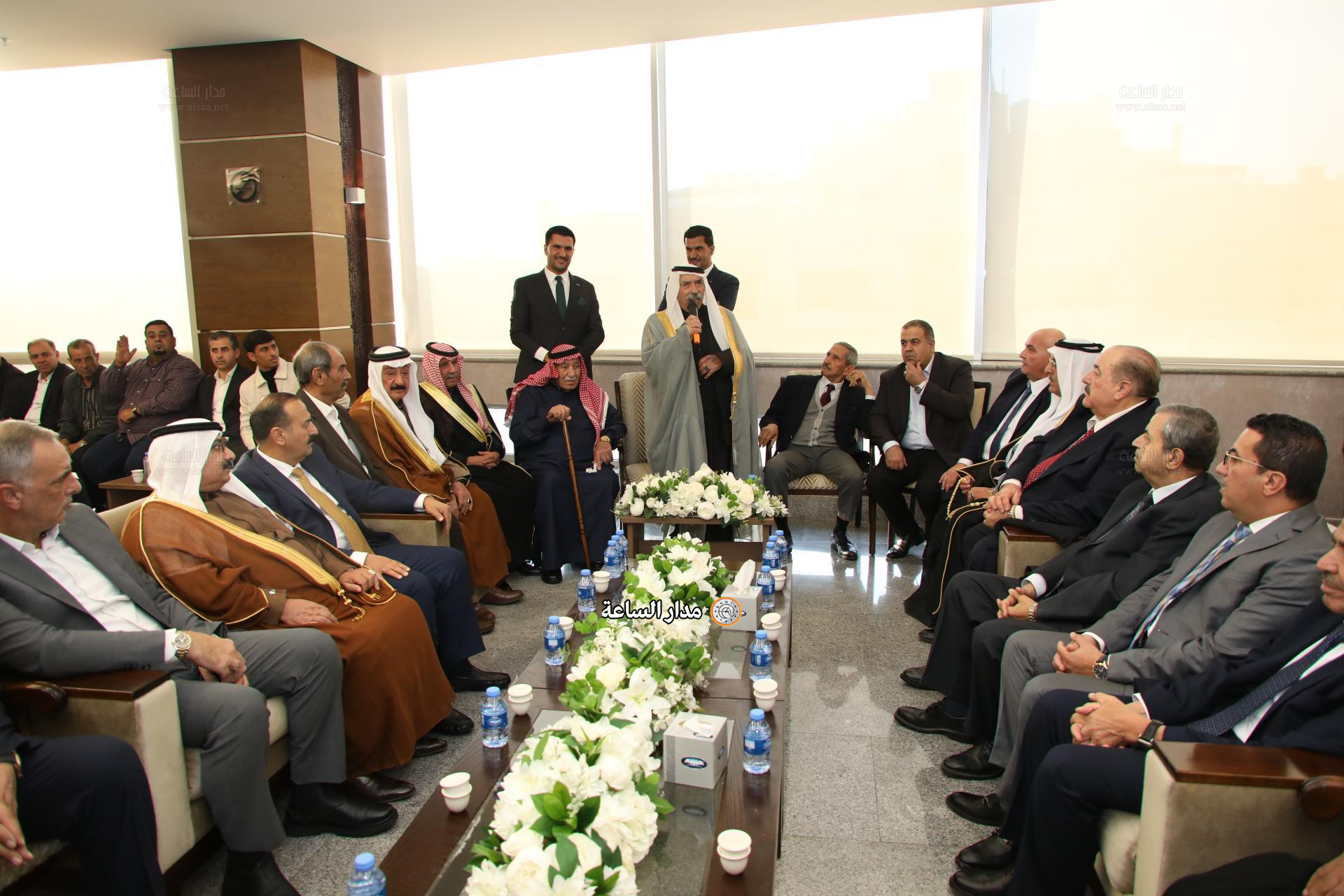 Madar Al-Saa Images 0.437536711434962