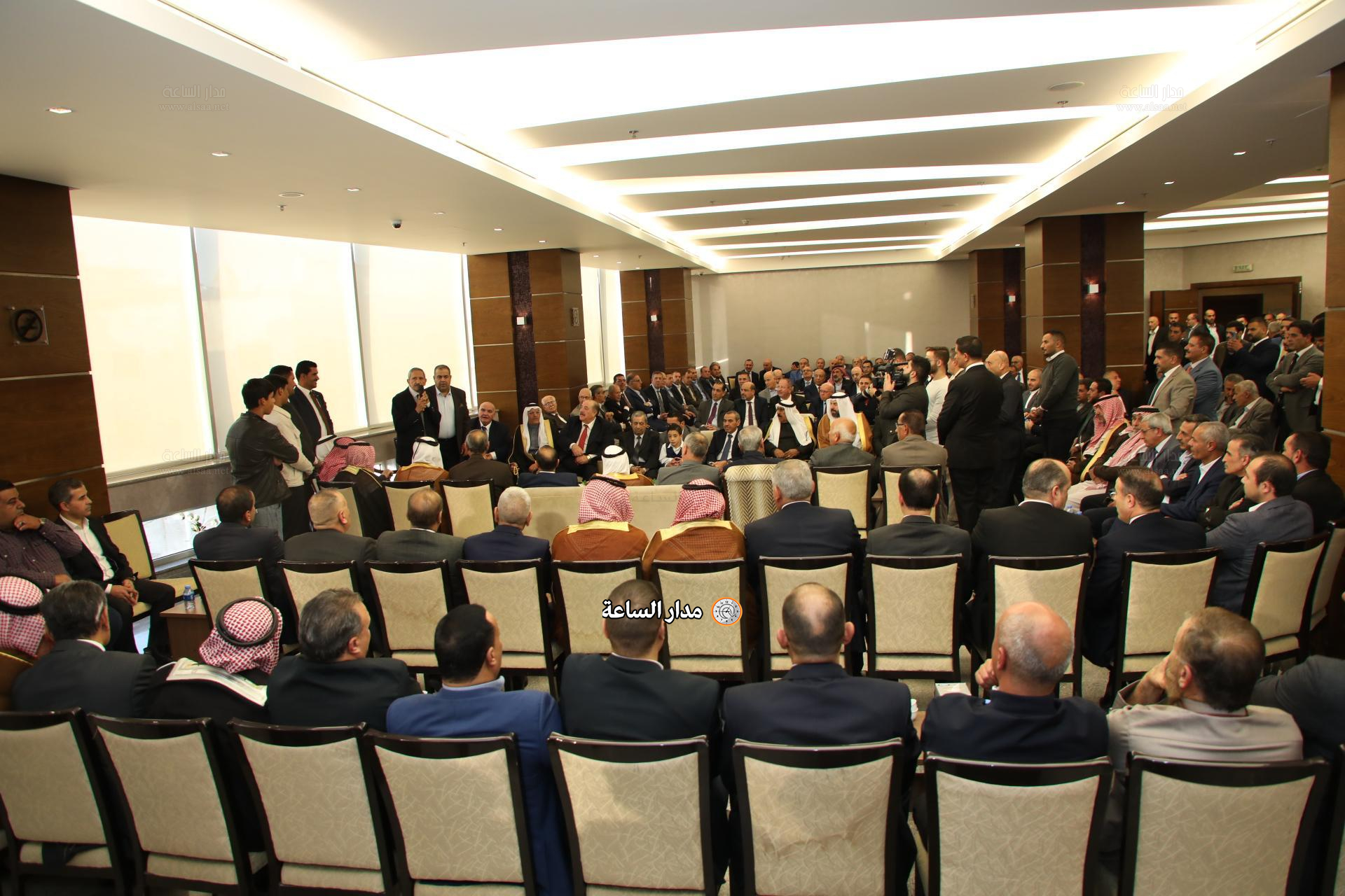 Madar Al-Saa Images 0.8075948051855621