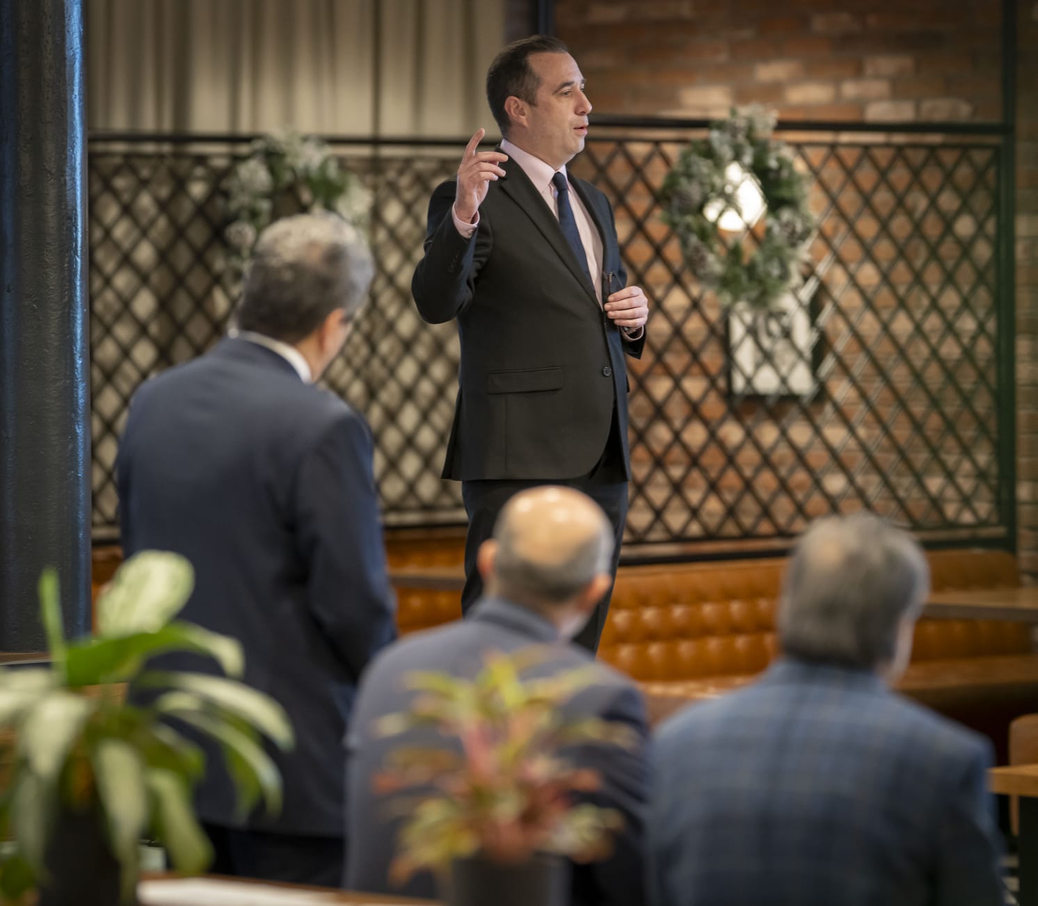 Madar Al-Saa Images 0.5942510934765783