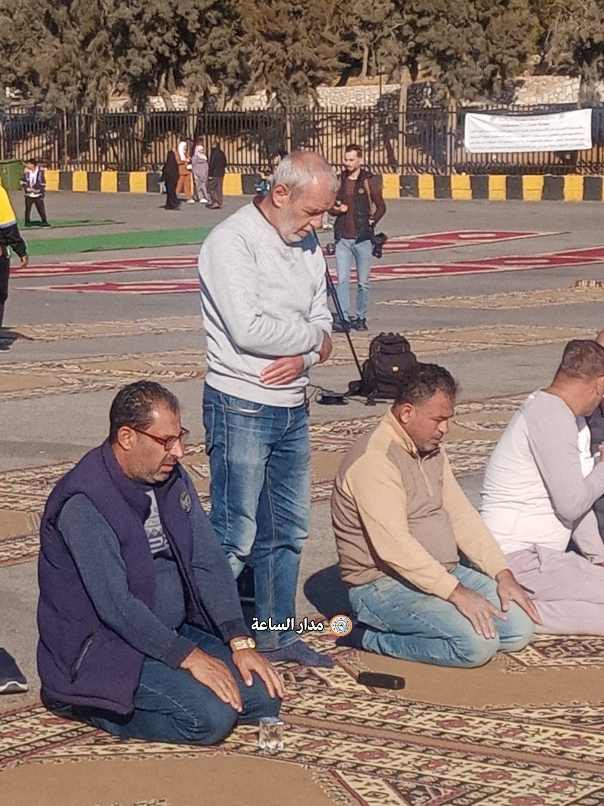 Madar Al-Saa Images 0.4331983527218184