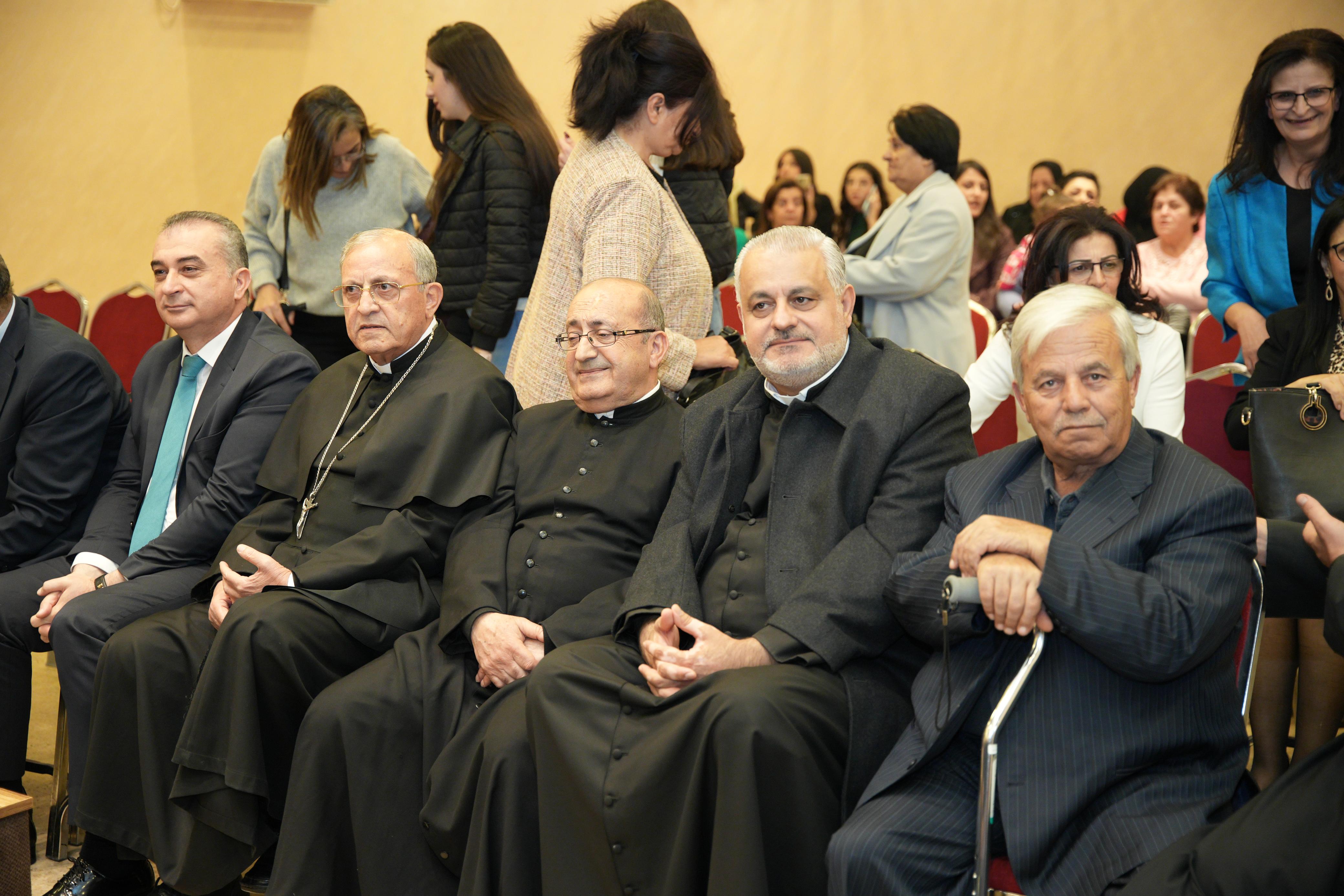 Madar Al-Saa Images 0.8472786604197744