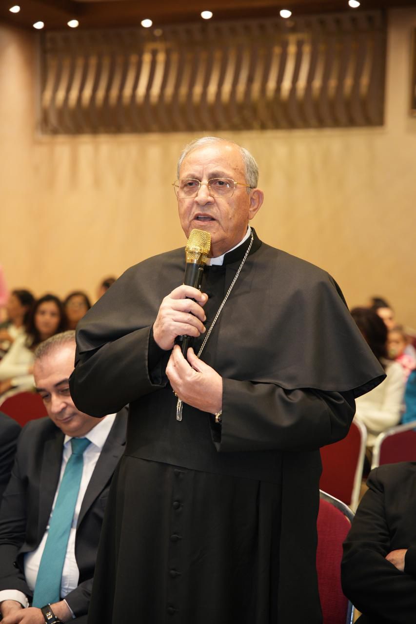 Madar Al-Saa Images 0.02697815643017365