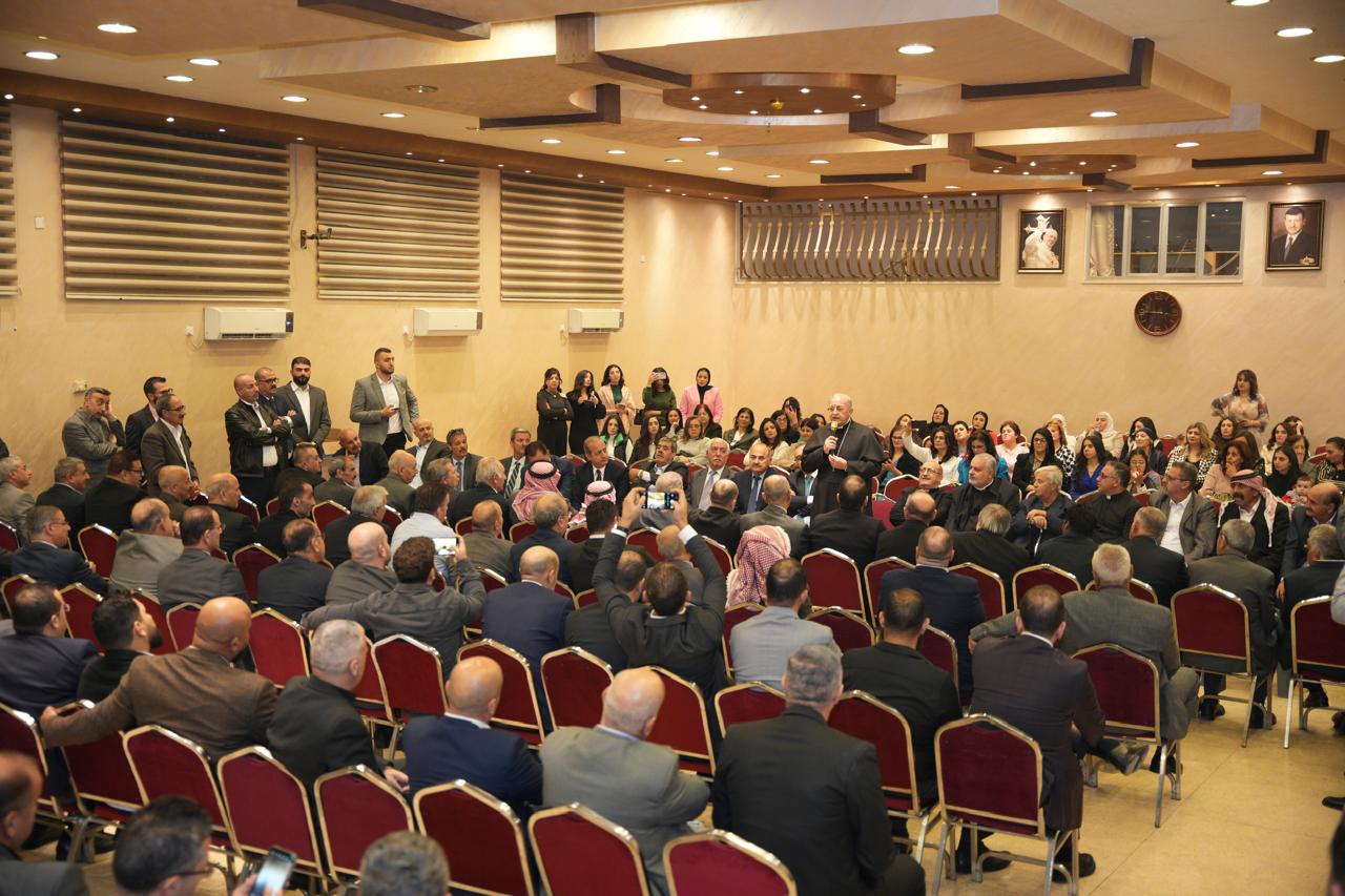 Madar Al-Saa Images 0.33519603315596735