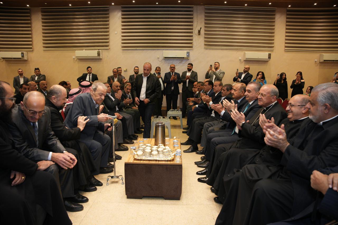 Madar Al-Saa Images 0.7257420349845707