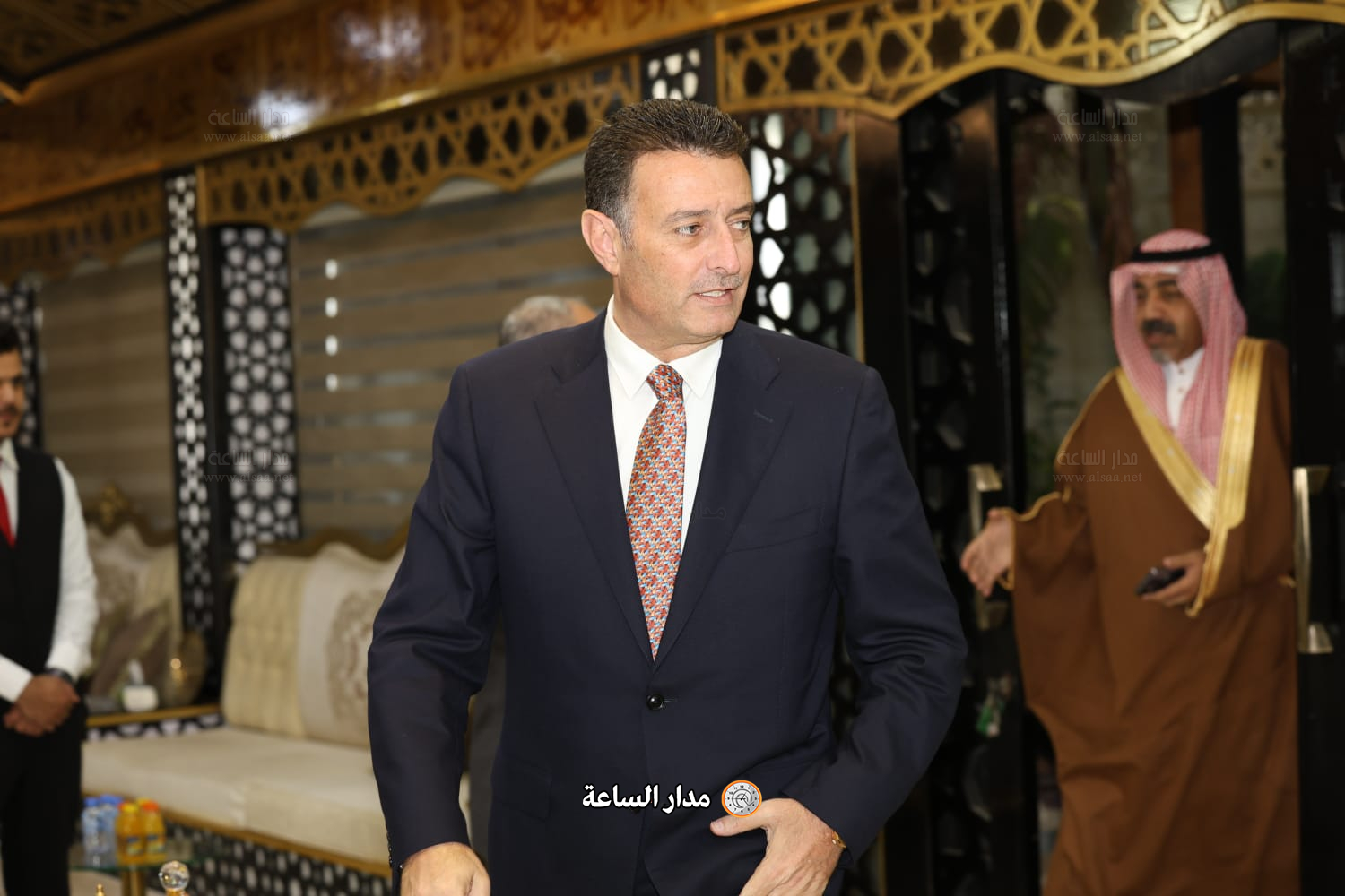 Madar Al-Saa Images 0.05896398851386886