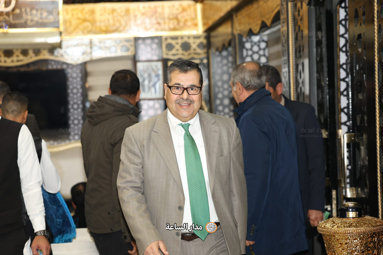 Madar Al-Saa Images 0.47900986821089075