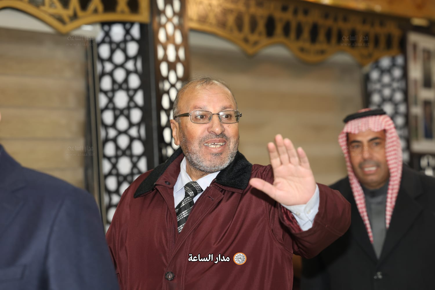 Madar Al-Saa Images 0.435999844218679