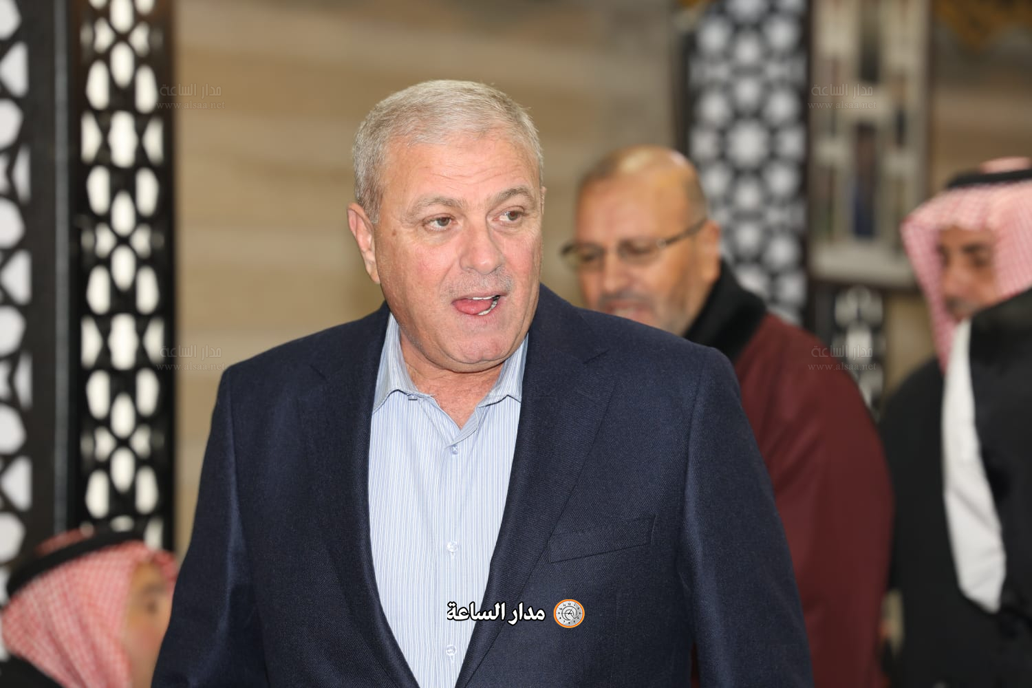 Madar Al-Saa Images 0.01878009157296212