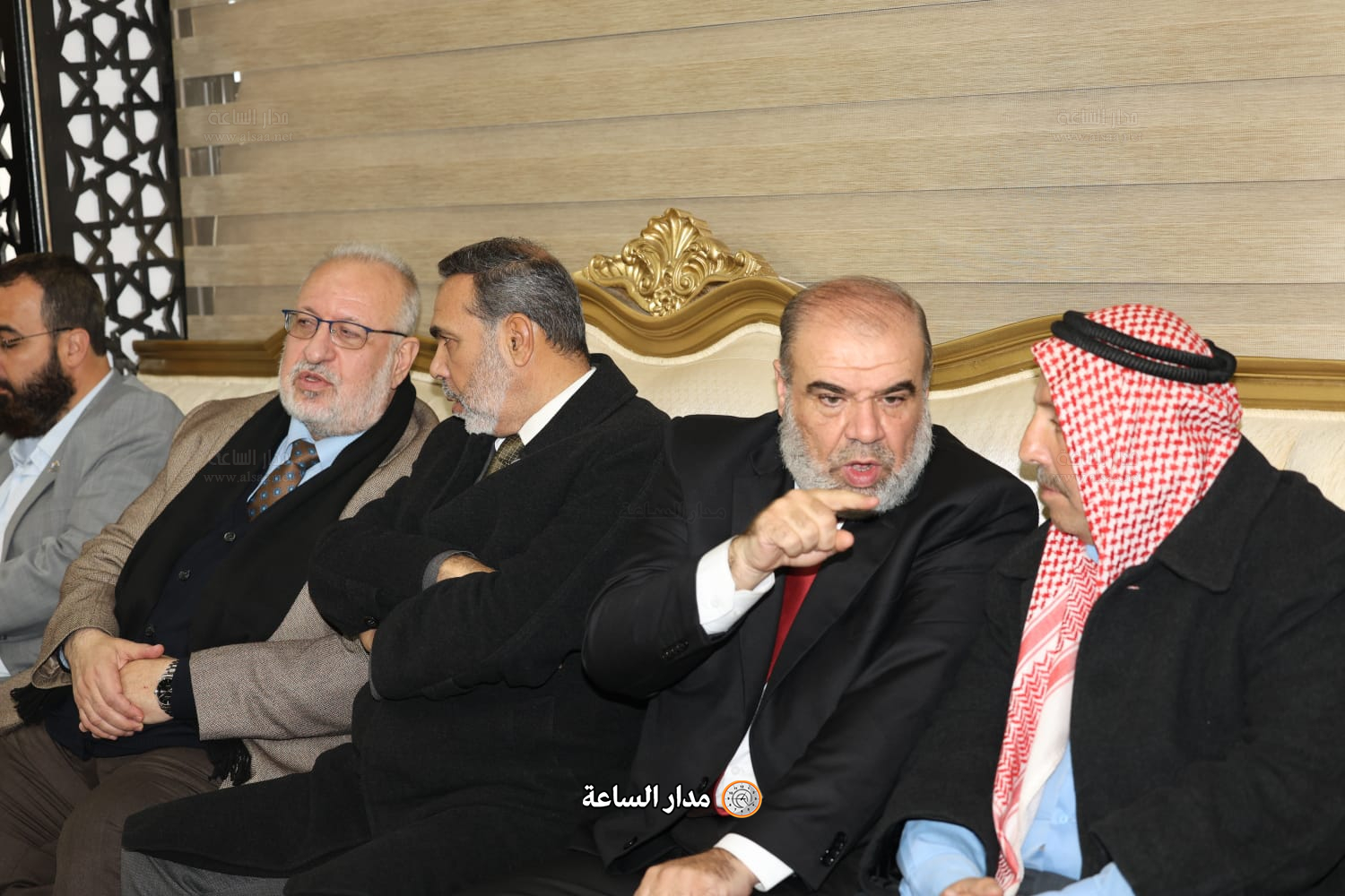 Madar Al-Saa Images 0.14007563652982769