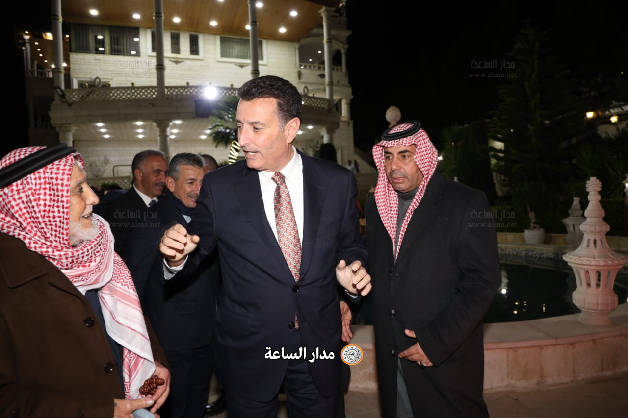 Madar Al-Saa Images 0.33948434007481487