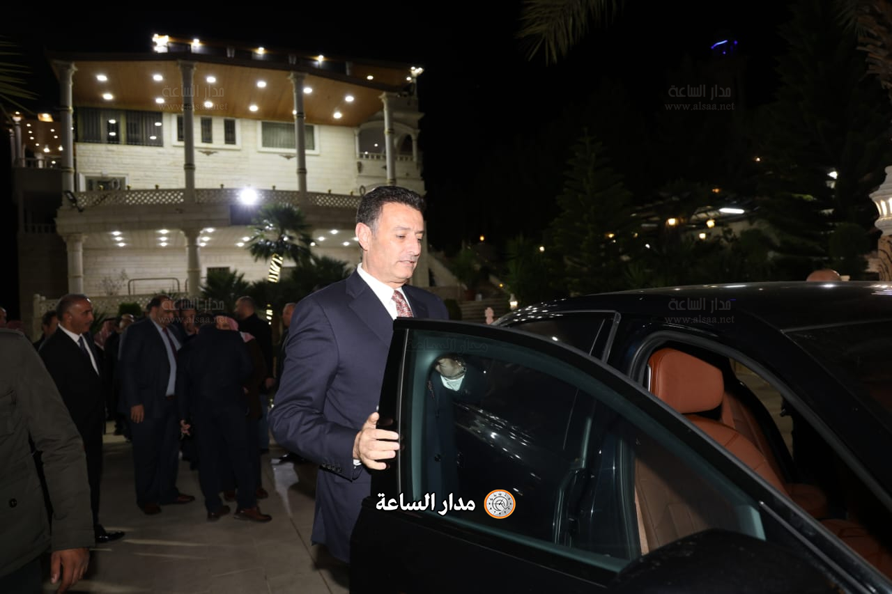 Madar Al-Saa Images 0.983507454313554