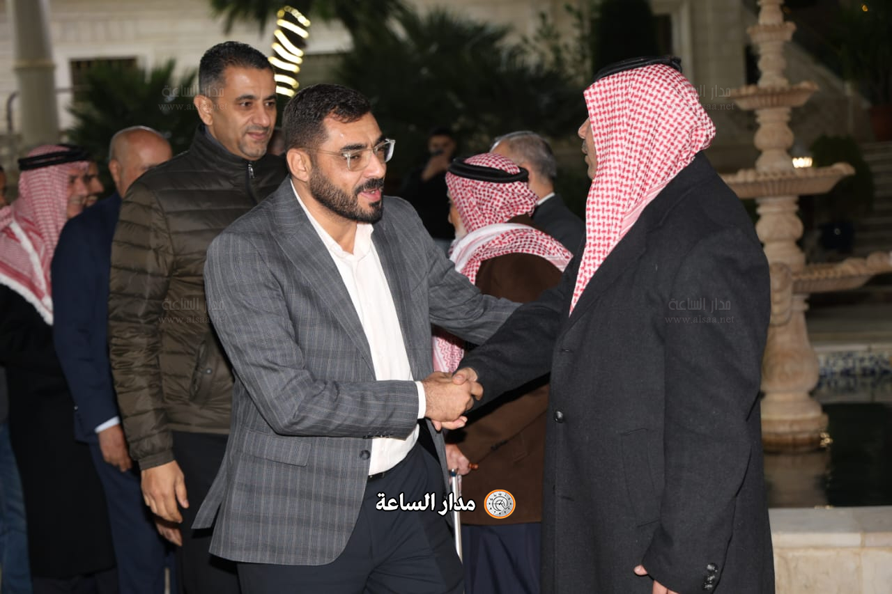 Madar Al-Saa Images 0.027319560543231924