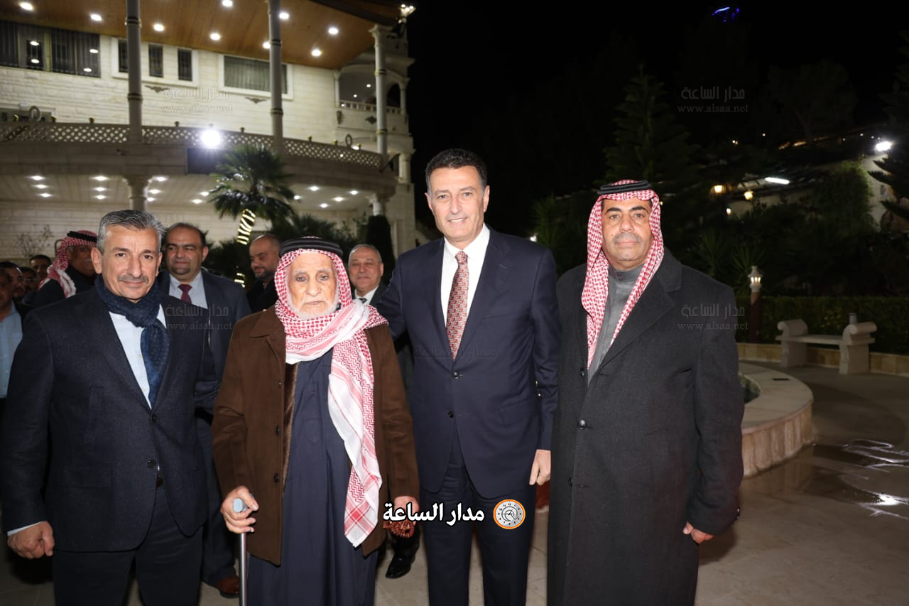 Madar Al-Saa Images 0.47392596759675043