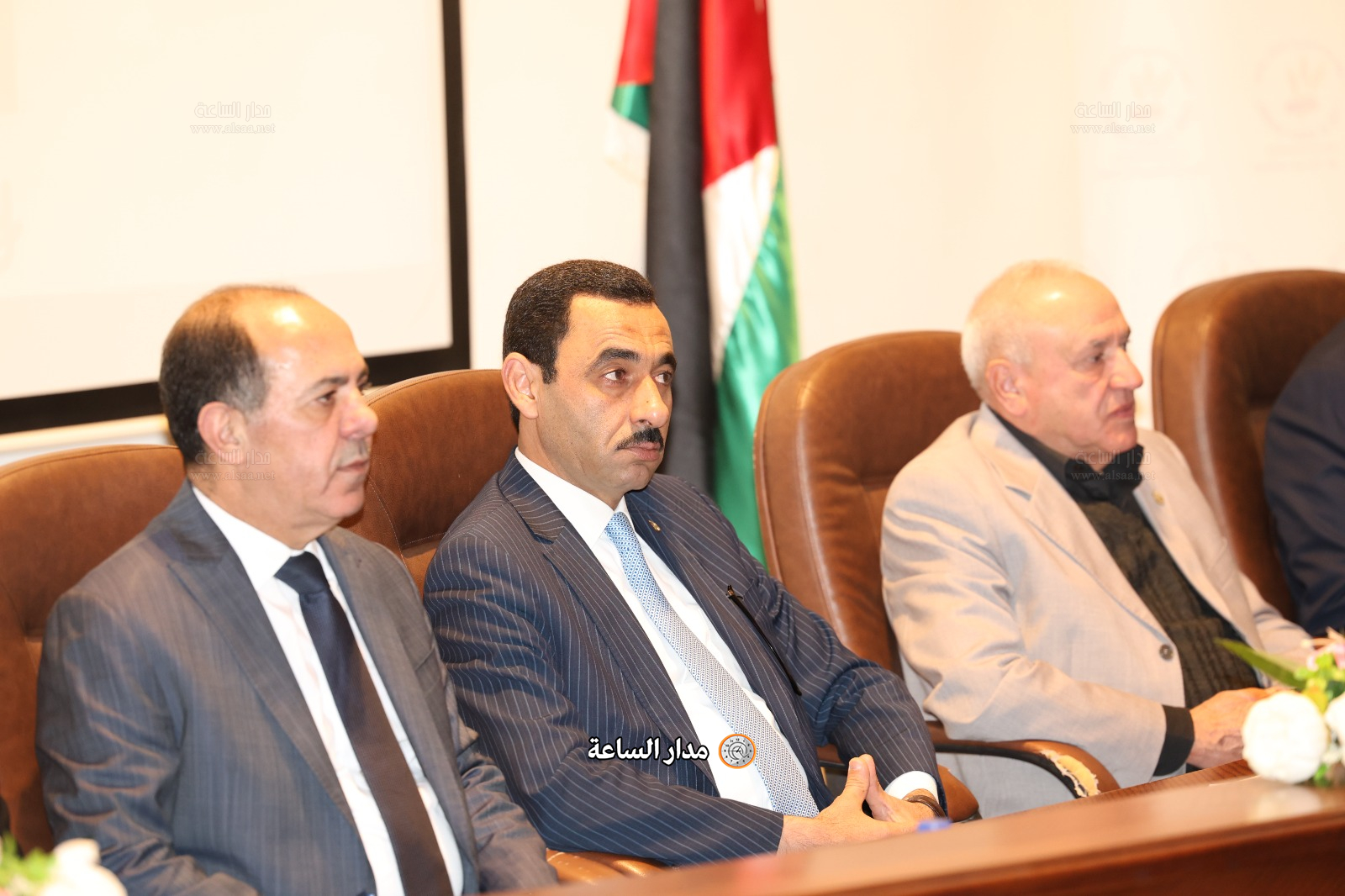 Madar Al-Saa Images 0.7086359760895236