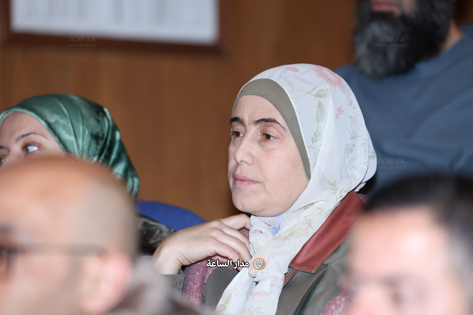 Madar Al-Saa Images 0.2145112542125367