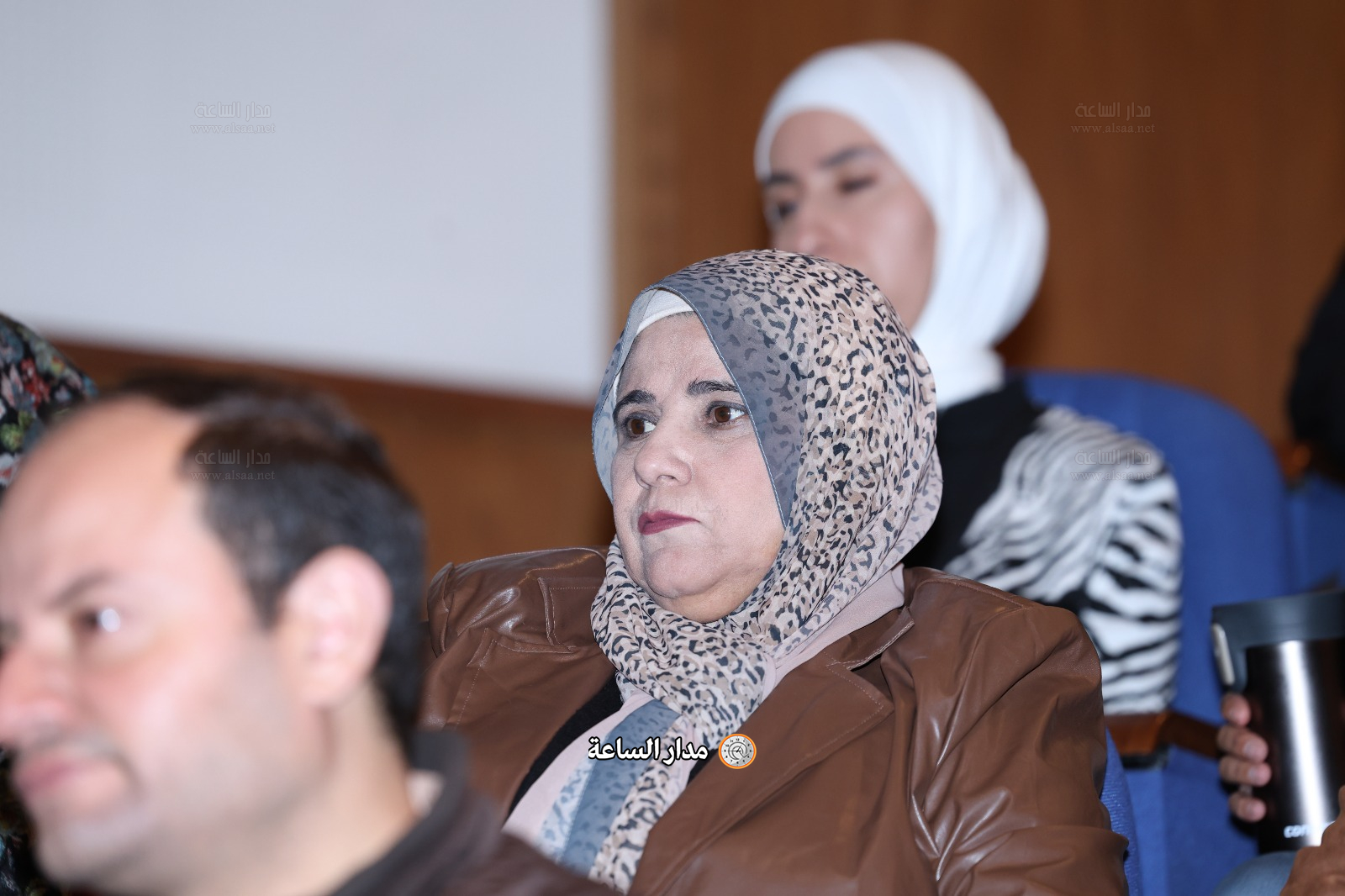 Madar Al-Saa Images 0.2237649210317736