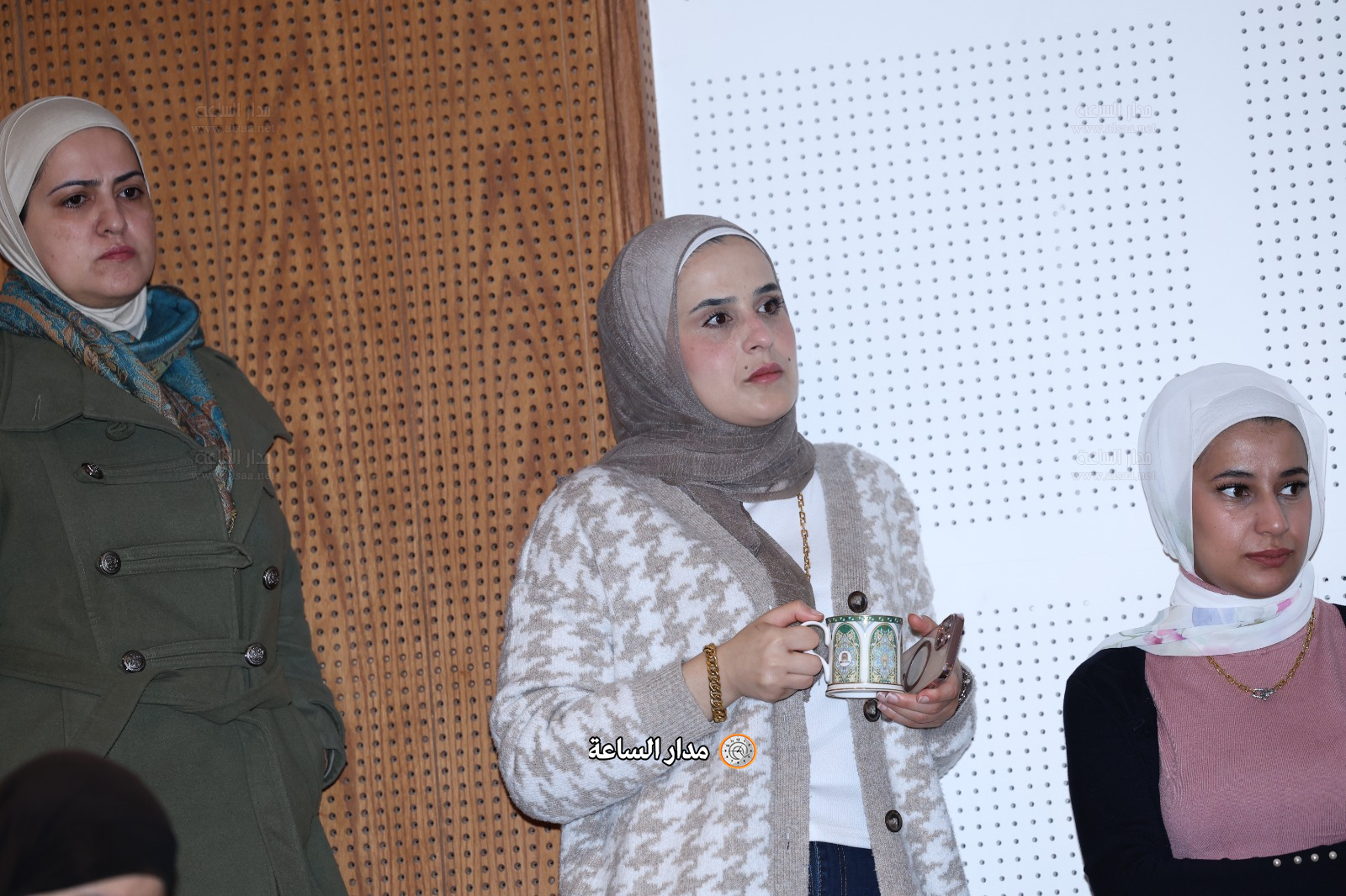 Madar Al-Saa Images 0.1688418052167806