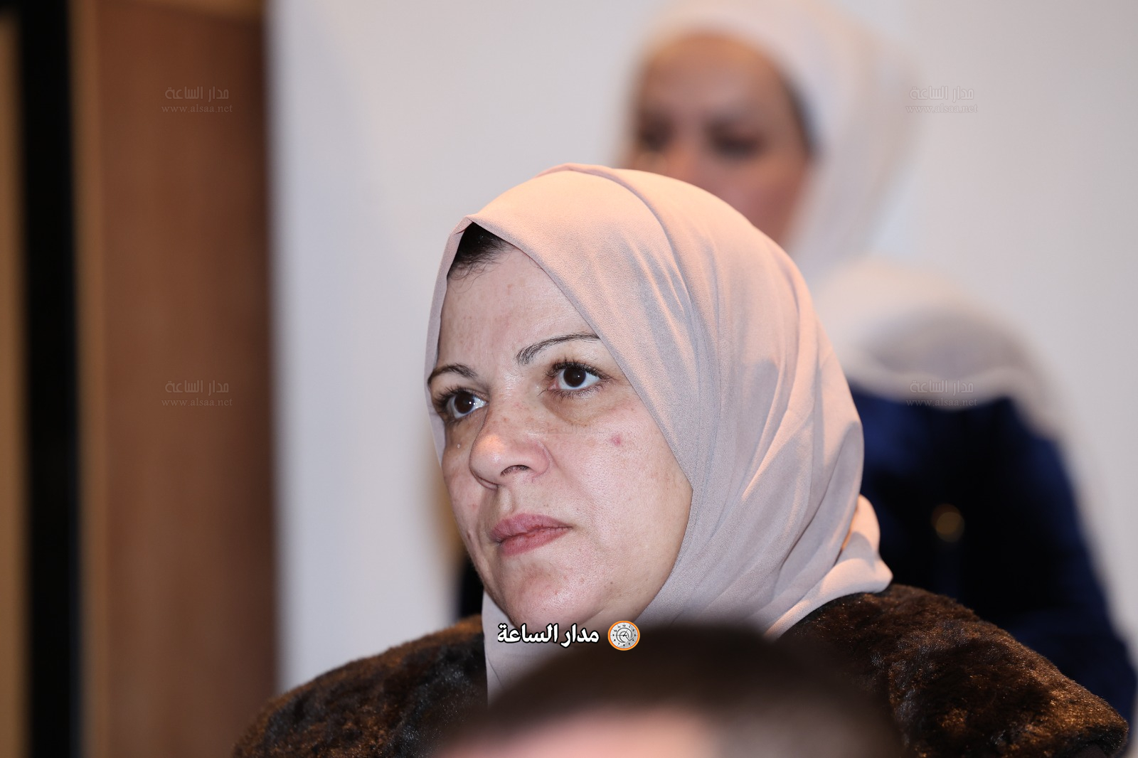 Madar Al-Saa Images 0.43135647558836987