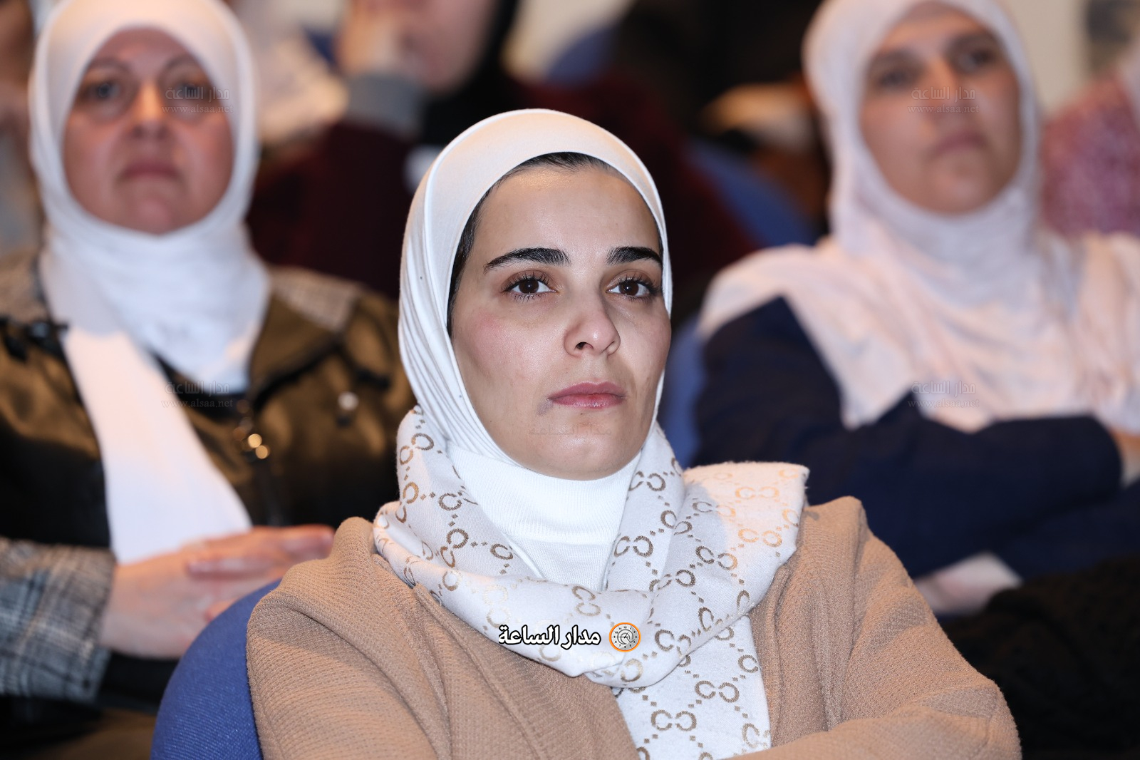 Madar Al-Saa Images 0.4439885360365532