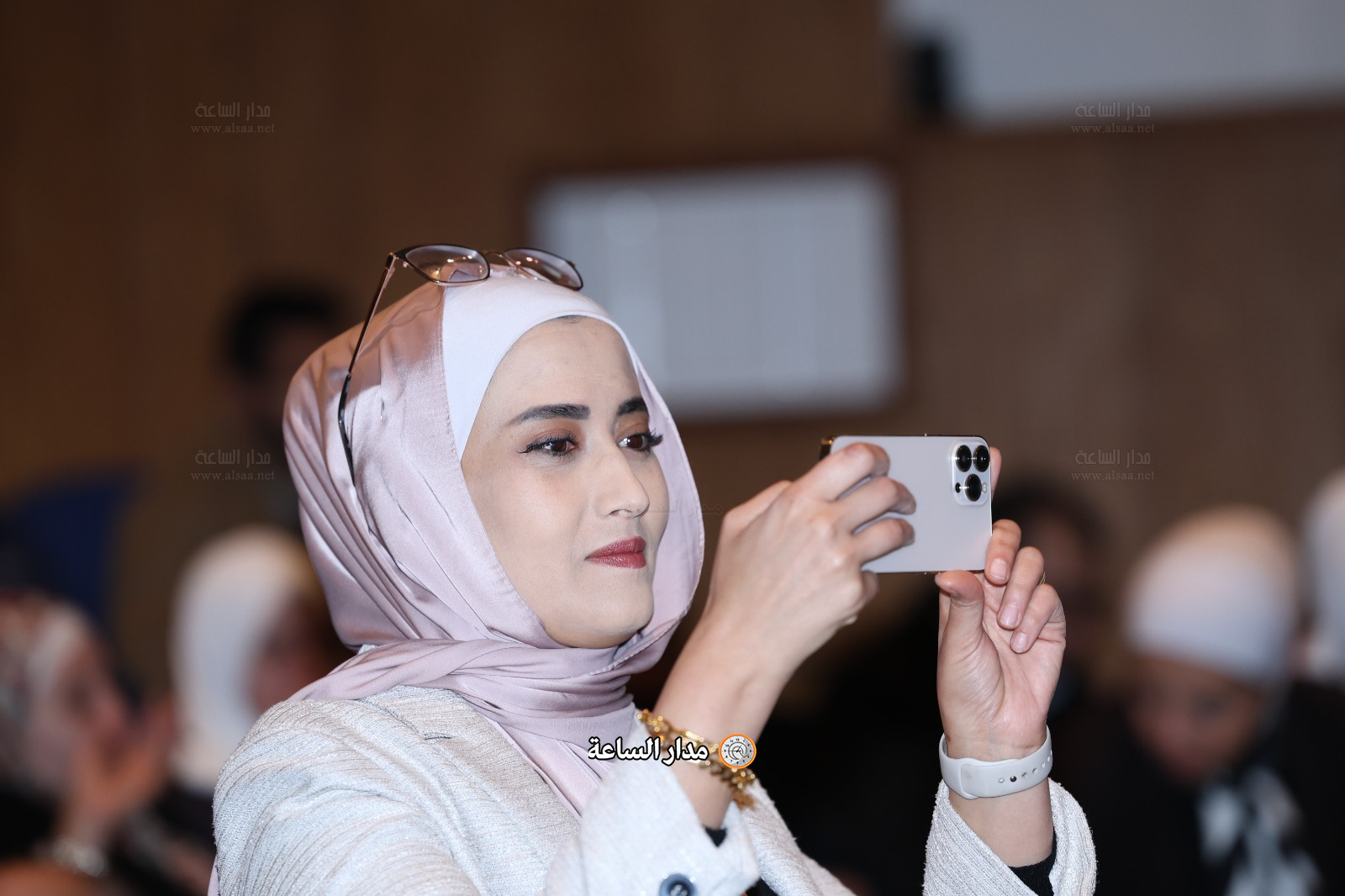 Madar Al-Saa Images 0.9312729786899592