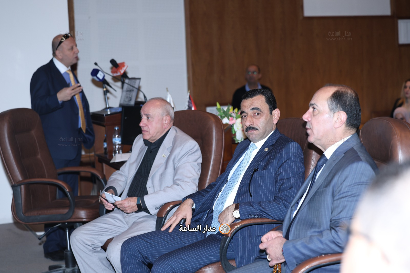 Madar Al-Saa Images 0.5629898544910457