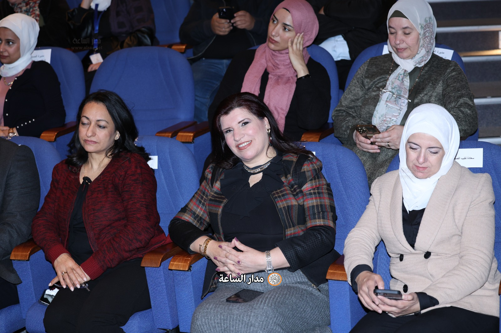 Madar Al-Saa Images 0.3585804486047828