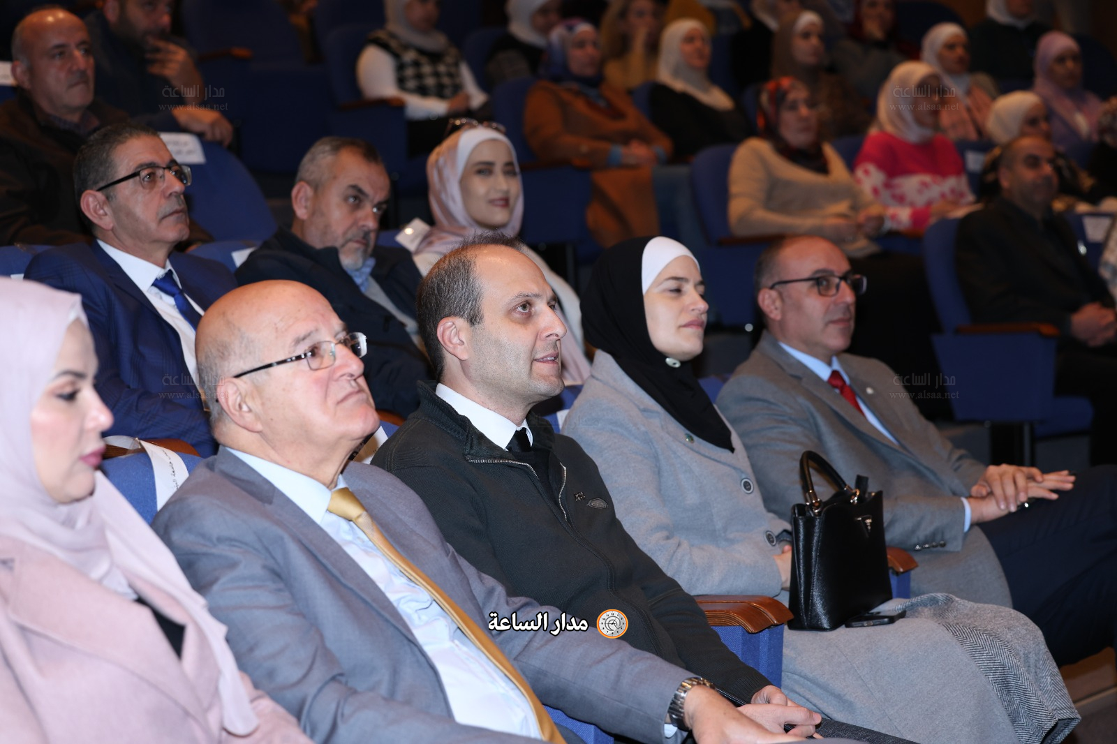 Madar Al-Saa Images 0.7427900051018712