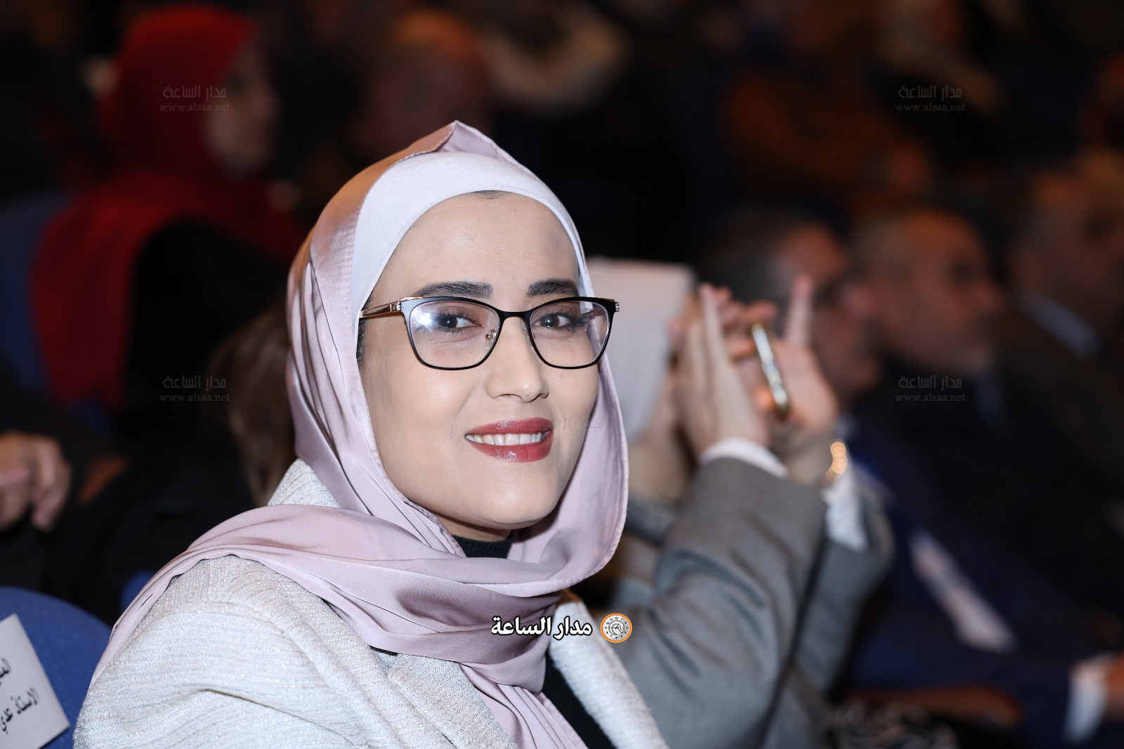 Madar Al-Saa Images 0.008019459341989998