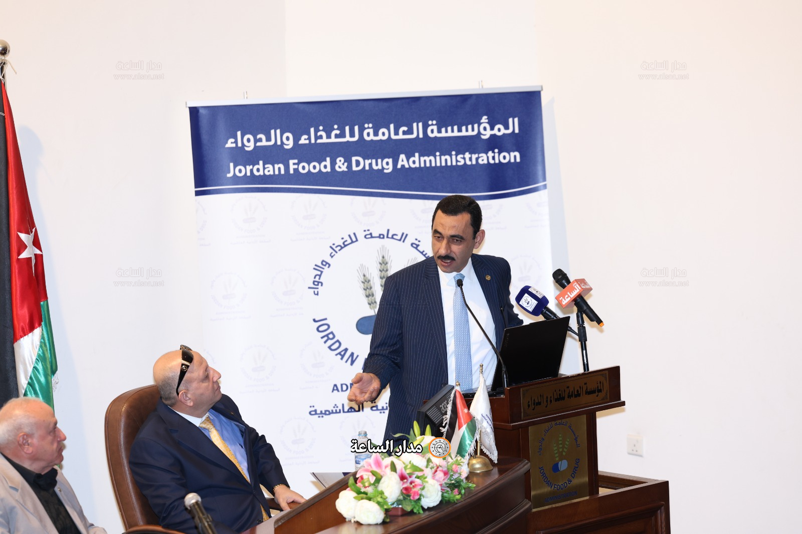 Madar Al-Saa Images 0.12148863870776339