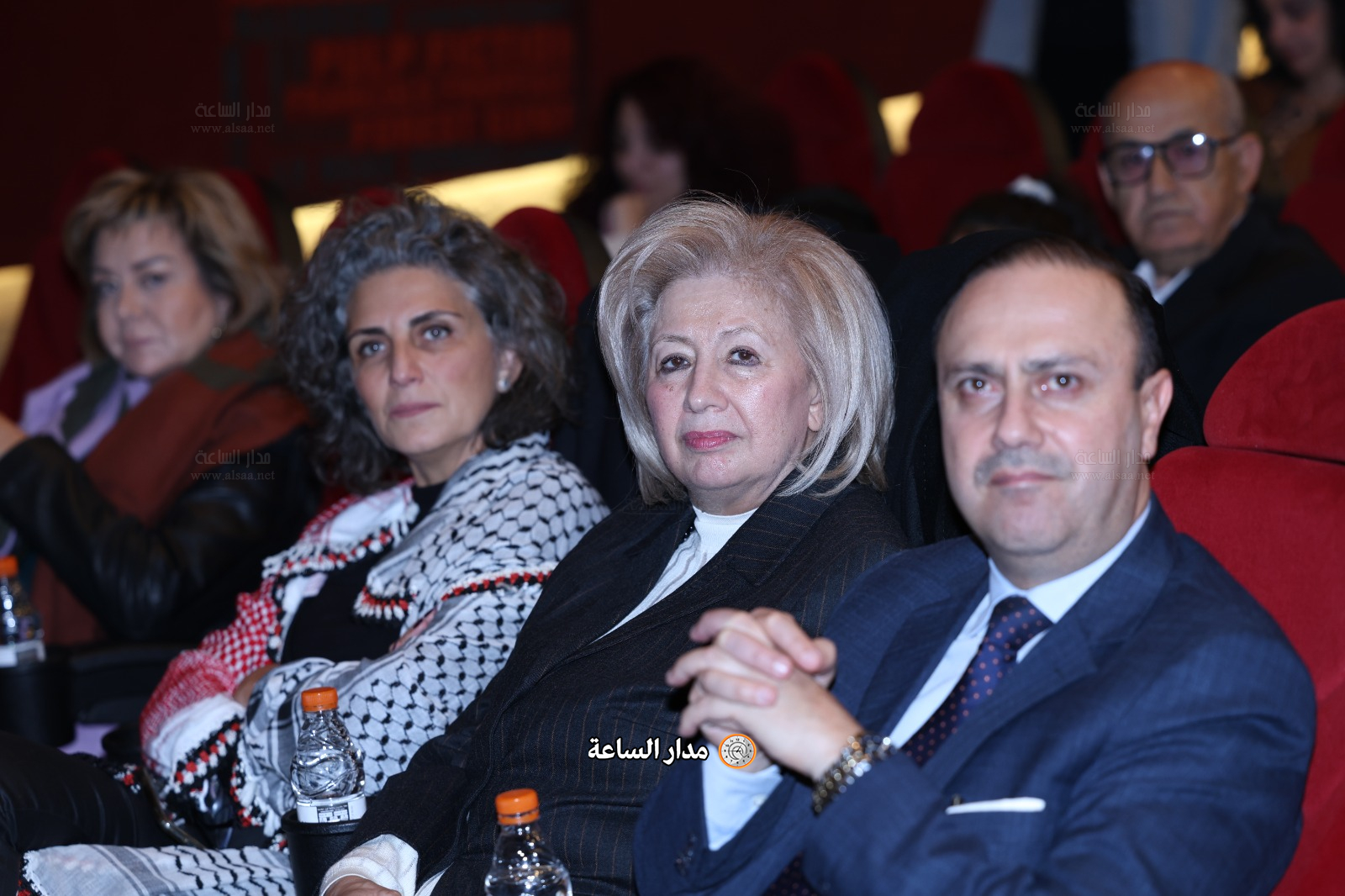 Madar Al-Saa Images 0.5361586958348401