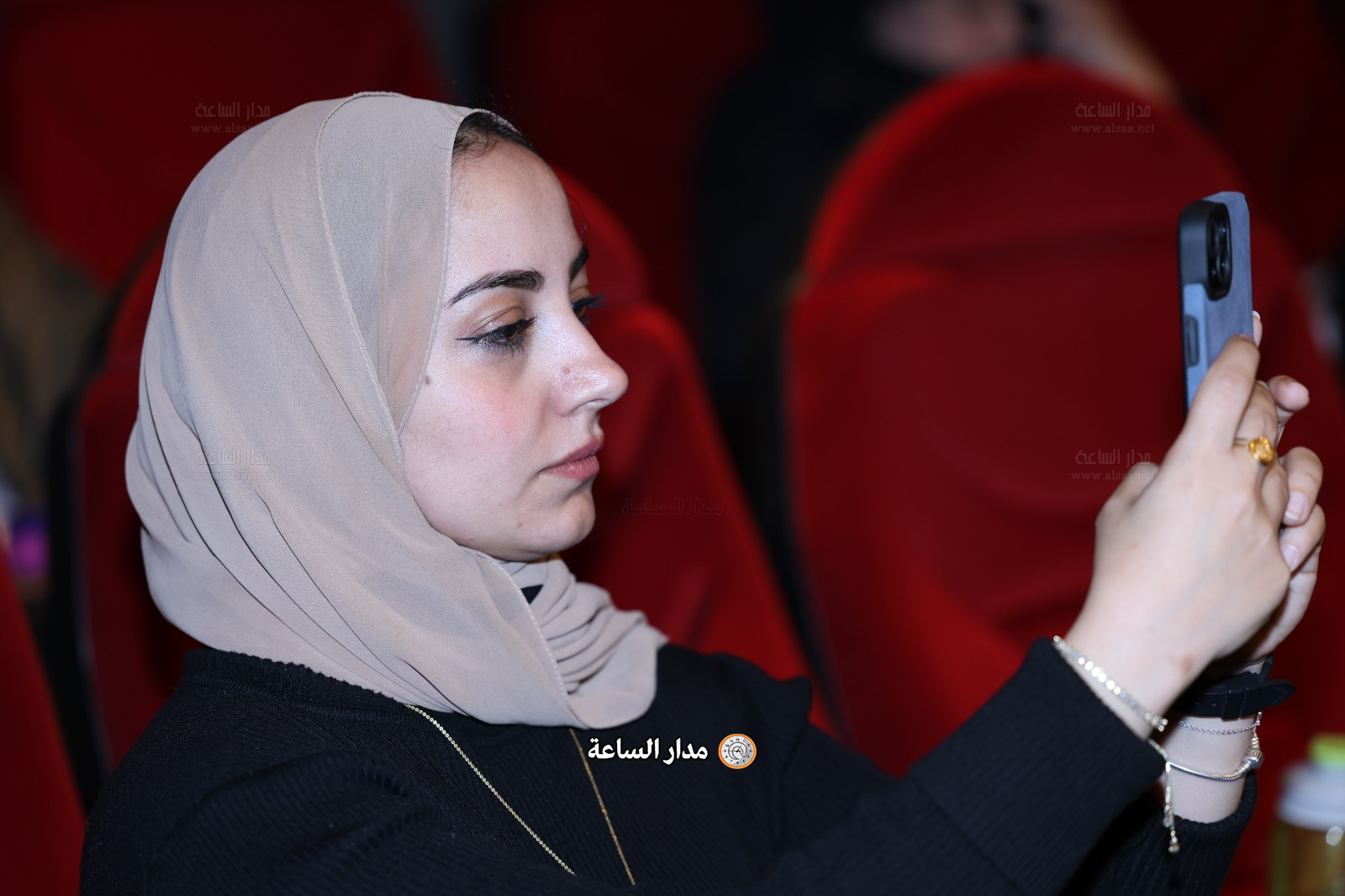 Madar Al-Saa Images 0.22223299359546833