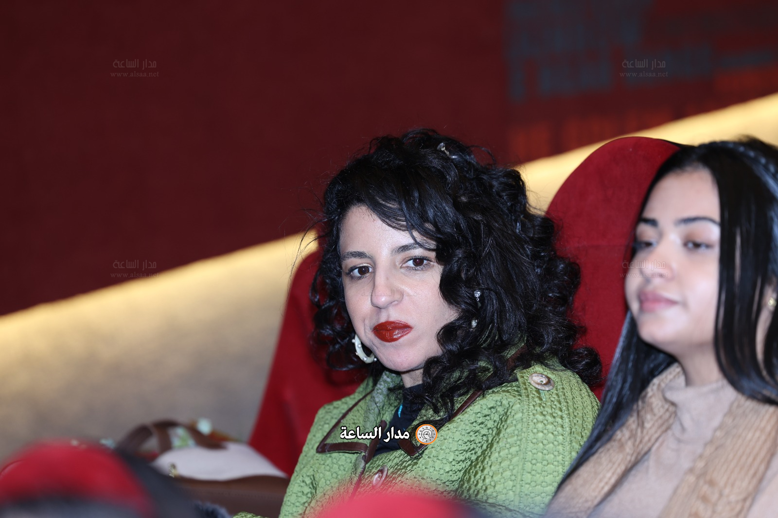 Madar Al-Saa Images 0.9720432150428178