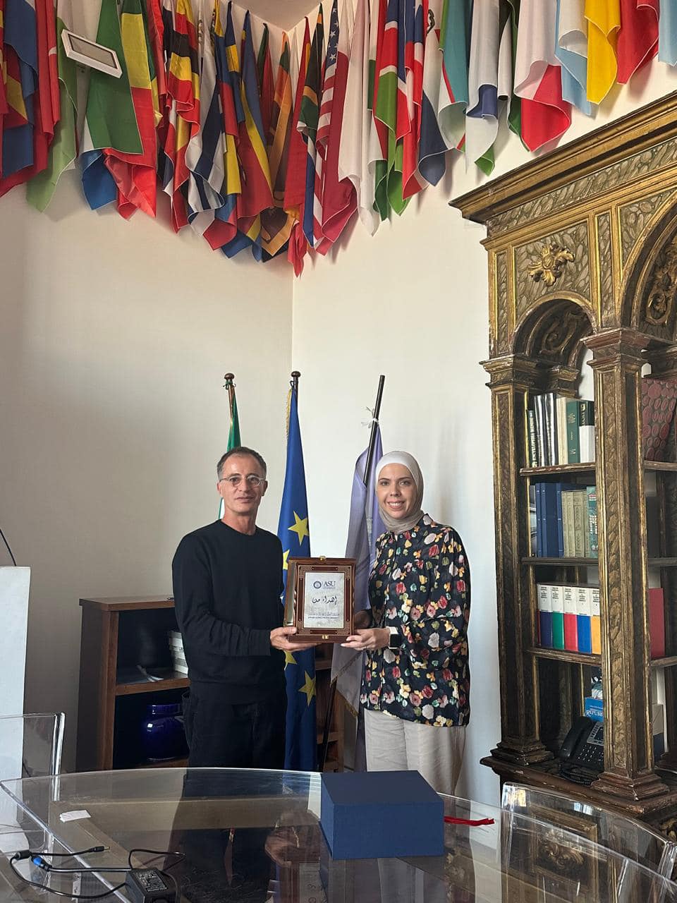 Madar Al-Saa Images 0.008457645616953169