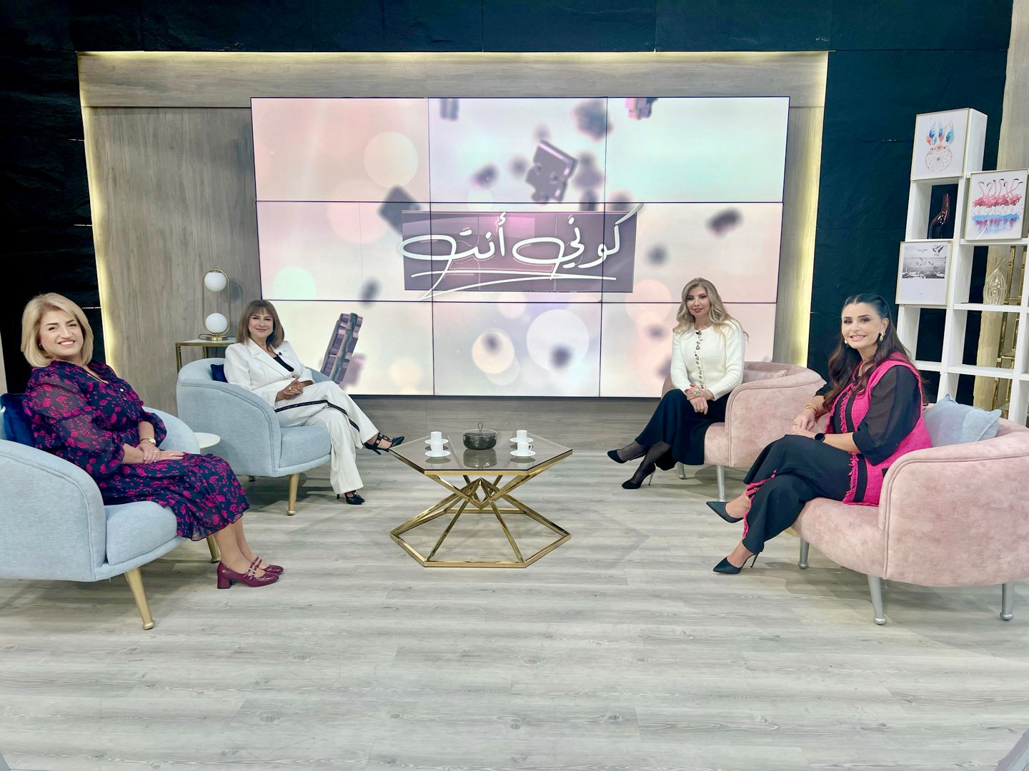 Madar Al-Saa Images 0.594328628852345